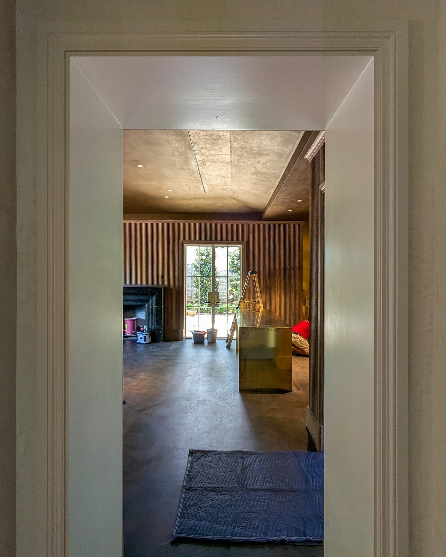 Project Woodlawn I Progress Photos - everything's shaping up well! I JWSA
@elizabethstanleydesign
@landwestdesigngroup
@bobezdekbuilder