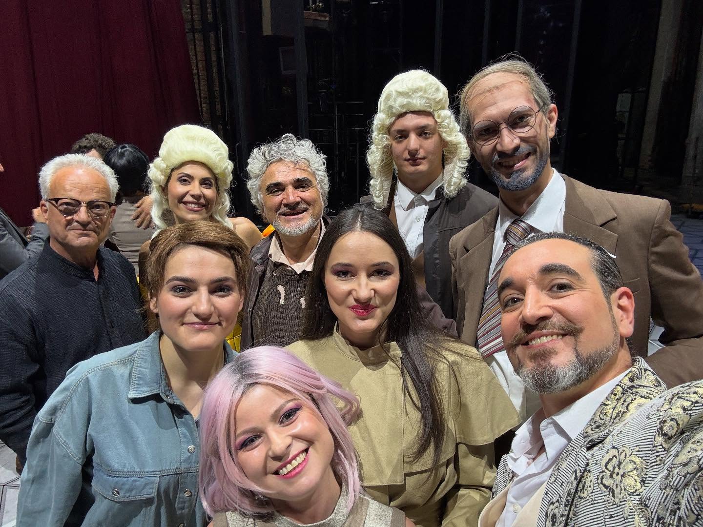 It was fast and intense but not any less special or pleasurable! Le Nozze di Fìgaro at Bucharest National Opera. Thank you for the invite, Stefan Ignat. I'm honored. Thank you all, my wonderful colleagues for receiving me with such love. Thank you, boss @claudiamachedon for the patience 😉. Thank you, maestro Vlad Conta. Chapeau! And thank you @andrehellerlopes for making the bridge that allowed this to happen! On we go! In this picture most of the cast! Three of them escaped before I could get them! 🤣
#operanationalabucuresti #contealmaviva #lenozzedifigaro #mozart #baritone #opera #thatoperalife #artist #beautiful #classical #classicalmusic #classicalmusician #diva #instagood #love #music #musica #musician #opera #operahouse #operalife #operalover #operasinger #operasingerlife #operasingers #operasingersofinstagram #photography #singer #teatro #theatre #voice