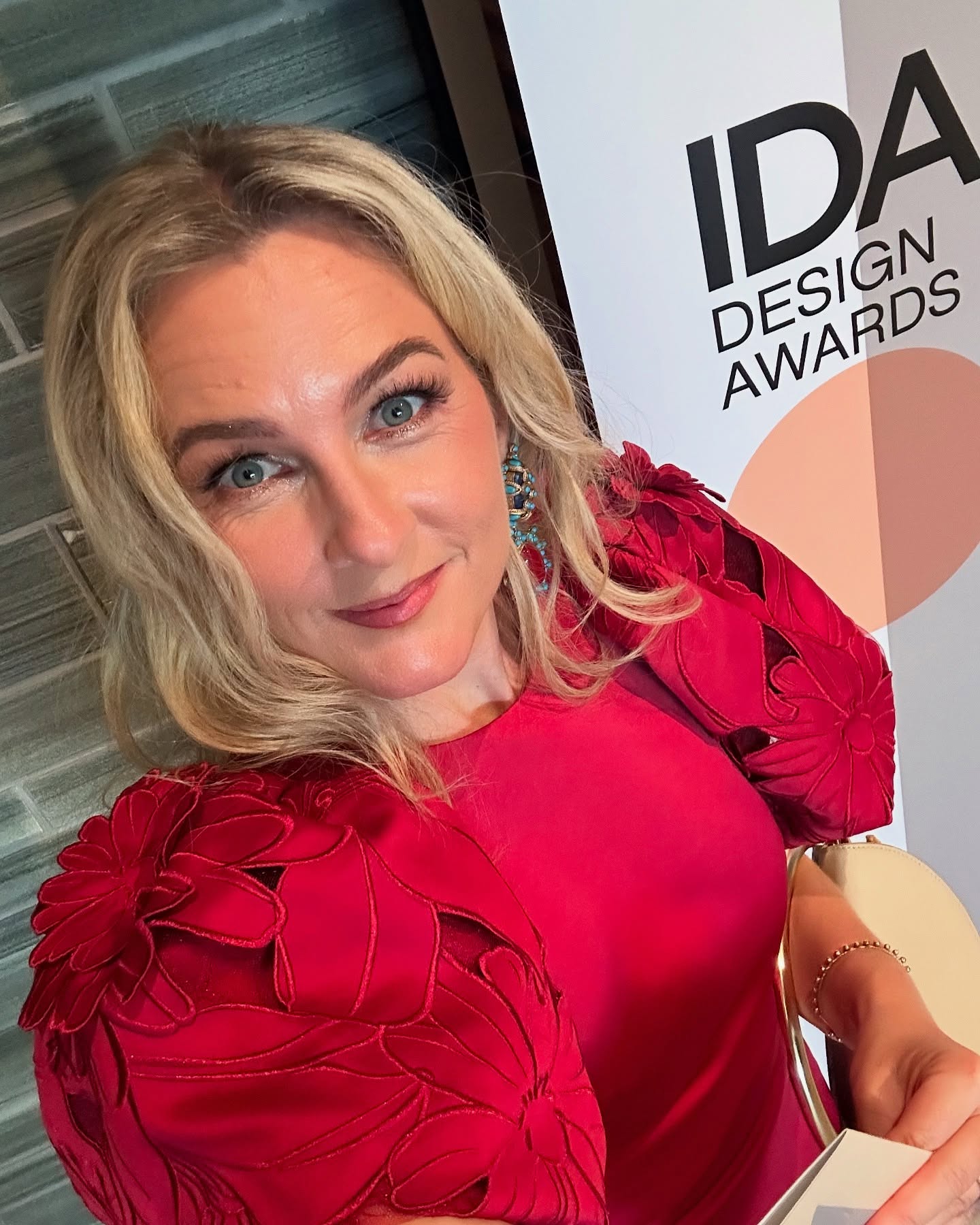 I recently had the honour of attending and presenting at the 18th Annual IDA Awards, held at the National Museum in Oslo. As a long-time fashion panel judge since 2017 (a role that grew out of my time curating over 400 collections a week at Not Just a Label in LA) it’s always a privilege to witness the next wave of design talent on the global stage.
Each January, I dedicate time to judging the fashion category, and the awards night is a celebration of creativity, innovation, and the courage it takes to put your work forward. This year, with finalists and judges representing over 39 countries, it was also a powerful reminder of the value of global connection.
From meeting the Mayor of Oslo and town planners to mingling with incredible creatives and fellow judges, the experience reinforced something I’ve been reflecting on lately; the importance of stepping out of the day-to-day and showing up. Whether it’s to support emerging talent, connect with like-minded people, or simply share your knowledge, networking and helping others along their journey is incredibly fulfilling.
Was it a long way to travel from Australia for three quick nights? YES … Absolutely!! But the inspiration, friendships, and conversations made it more than worth it.
#Networking #CreativeCommunity #IDAawards #FashionIndustry #Leadership #GivingBack #Oslo
