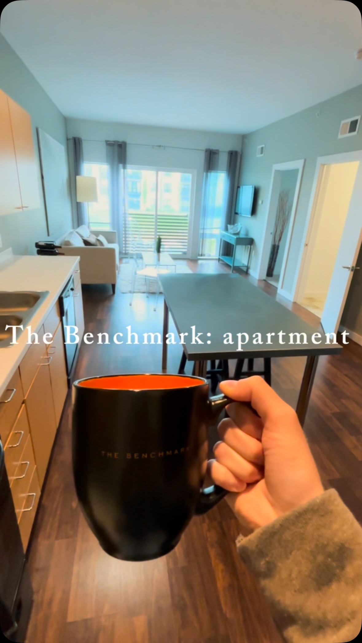 We’re back!!
Summer is headed into full swing and so are we! Reach out by calling our office or checking out our website! Excited to welcome all our new residents!
Office number: 614-795-5000
Website: thebenchmark.com