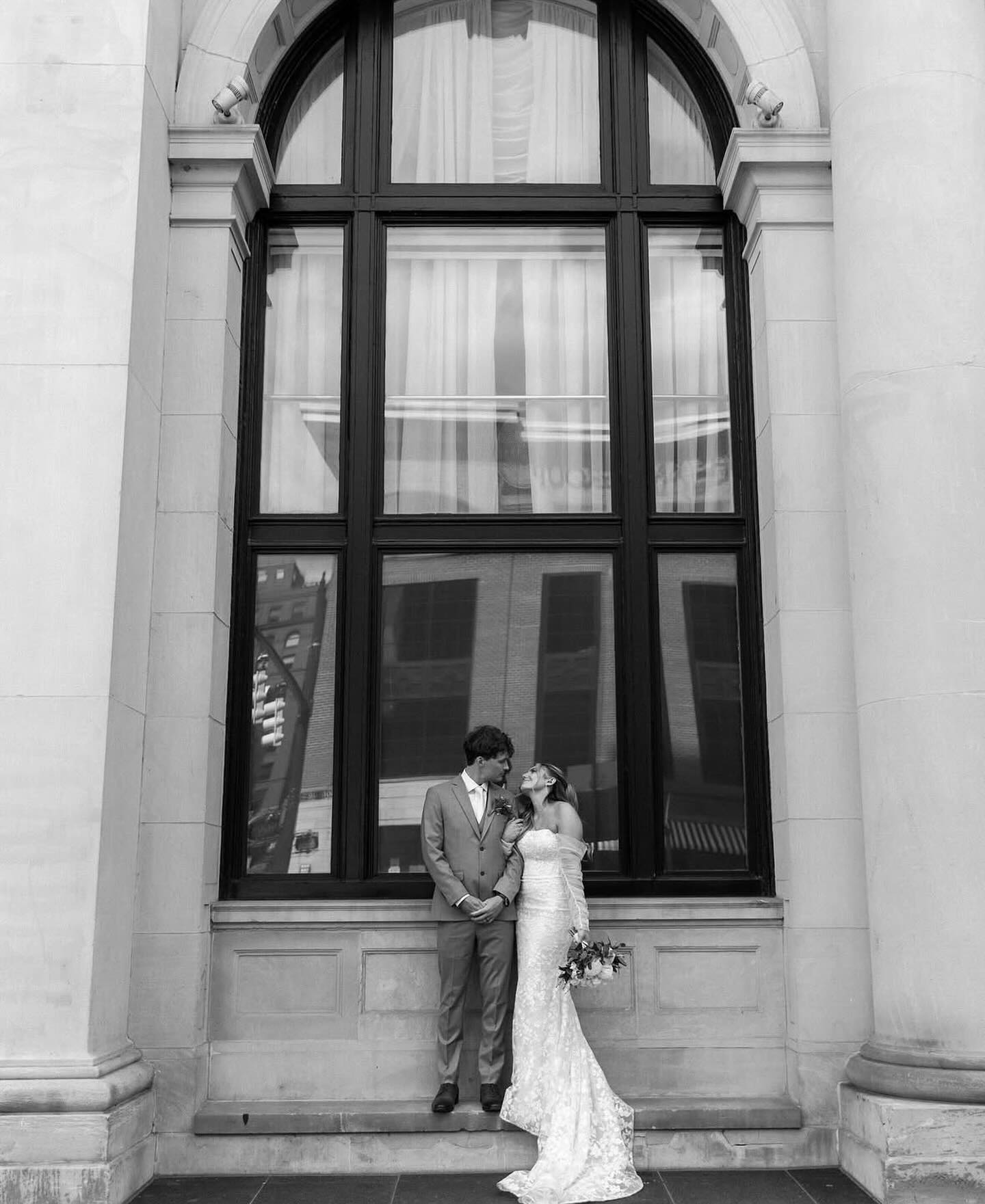 ✨two hearts, one promise, and forever to go.✨
Absolutely loved watching this day unfold perfectly for this lovely couple
Alexa & Jack, your love feels like poetry.
The day was captured perfectly by 📸: @kaylaturpinphoto