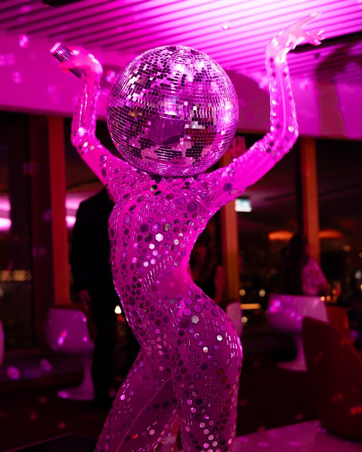 Looking for an act that turns heads and packs the dance floor?
Our Disco Fever Duo brings instant sparkle and energy- roving dancers in full mirror suits, disco ball heads, and LED shoes. They don’t just walk through your event—they ignite it.
✨ Perfect for corporate parties, festivals, launches & dance floors that need serious glam.
📸 Eye-catching.
💃 Dancefloor-ready.
🔥 Totally unforgettable.
👉 Book now before your date disappears.
DM us or hit the link in bio.
#DiscoFeverDuo #EventEntertainment #DanceCircus #MirrorBallMagic #ViralEntertainment #LEDPartyVibes #BookEntertainmentSydney #RovingActsSydney #UnforgettableEvents #EventPlannerGoals #EventEntertainmentSydney #DiscoBallDancers #MirrorSuitSydney #RovingPerformers #UnforgettableEvents #EventGoals #EntertainmentThatShines