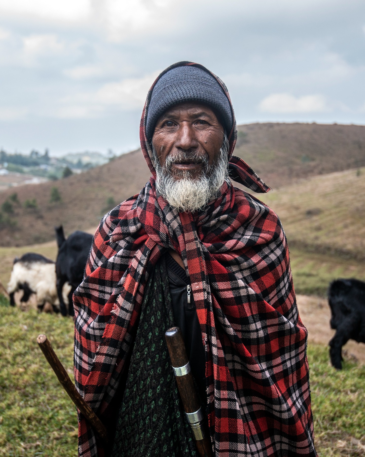 🌿For the cultures hidden in plain sight, the camera becomes a witness.
Pubarun Basu’s (@pubarun.basu) portraits are a space of cultural negotiation where lives shaped by migration, climate change, and ancient local wisdom, come into sharp, dignified focus.
From the quiet resilience of a Khasi shepherd, the spiritual intensity of a Warkari pilgrim, to the weathered stillness of a migrant fisherman, and the poised authority of a royal guard from Mandawa, each image is a layered dialogue.
These aren’t portraits of people alone, but of place, ancestry, and role. By documenting them with intimacy and respect, Basu co-creates a visual archive that preserves not just identity but also the intersections that shape it- ritual, movement, memory, and belonging.
📷Our interview with Pubarun, dives into his cultural explorations. Read it at the #linkinbio
#theimpactsociety #visualdocumentation #culturaldocumentation #storytelling #climatechange #culture #heritage #portraits #anthropology #photography #photographer
