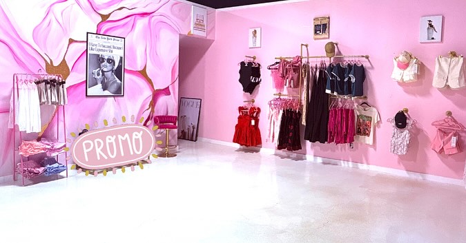 I love how our store came out 🛍️🛒💫