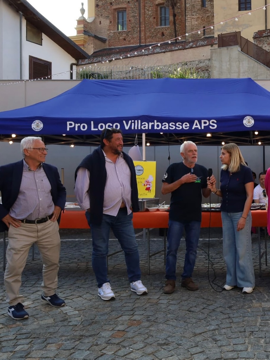 I colori della Primavera, le note della BBB Band, le risa dei bambini che corrono, i “wow” davanti a “La Casa di…”, la gioia della condivisione e l’allegria che invade Villarbasse.
Questo é il nostro ricordo della 47° Festa di Primavera🌸
Qual é il ricordo più bello di questo weekend per voi? Scrivetecelo nei commenti 👇🏻