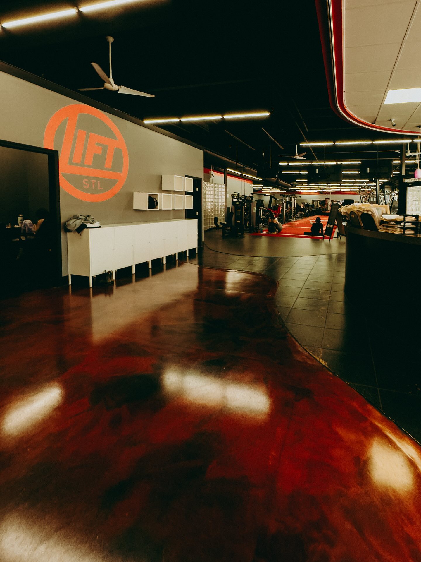 5.29.2025
📸: @skcrub
#liftstl #strengthtraining #gym #gymrat #weightlifting #liftheavy #stlpersonaltrainer