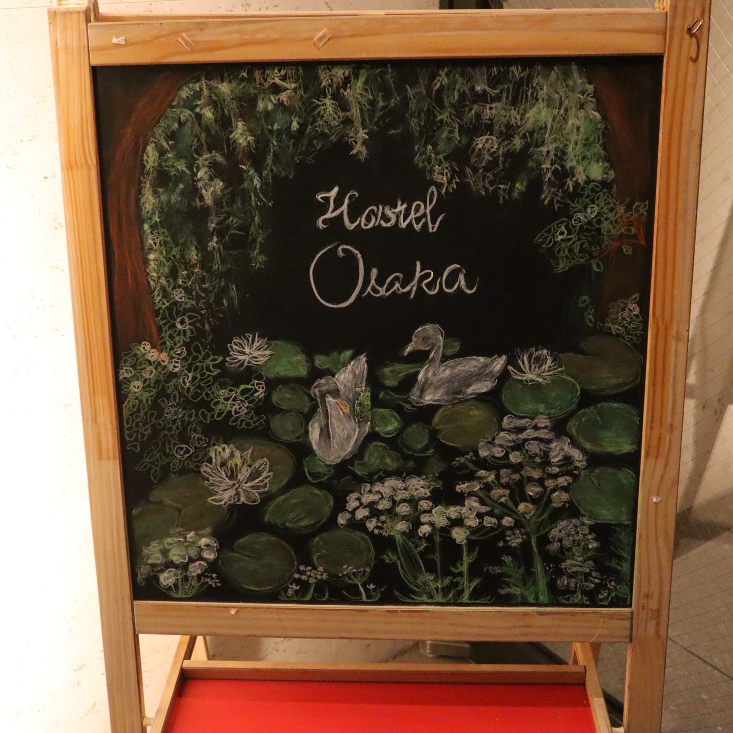 ☔ Hello June! 🌿
As we step into the rainy season here in Osaka, our hostel remains a cozy and welcoming haven for travelers.
The rain brings a unique charm to the city, and we are here to make your stay comfortable and memorable.
Whether you are exploring the vibrant streets or enjoying a quiet moment indoors, we are excited to host you this month! 🌧️🏡
6月になりました☔🌿
大阪は梅雨入りし、雨の日が続いていますが、ホステル大阪は旅人のみなさんにとって心地よく温かい場所であり続けます😇
雨がもたらす街の特別な魅力を感じながら、快適で思い出に残る滞在をサポートいたします✨
にぎやかな街歩きを楽しむもよし、ゆったりとした室内時間を過ごすもよし。
今月も皆さまのお越しを心よりお待ちしています🌧️🏡
======================
Where elegance meets adventure, and every stay feels like home.
📩 contact
contact.hostel-osaka@meishin-group.co.jp
☎ 06-4301-5466
======================
#梅雨 #梅雨明け #民泊 #ホステル #ホステル暮らし #hostel #hostellife #travel #travelawesome #トラベル #大阪旅行 #japan #osaka #오사카온천 #osakajapan #大阪観光 #日本 #온천여행 #トラベルスタイル #トラベルグラマー #バックパッカー #backpacking #ınstatravel #explorepage #explore #ınstagood #amazing #南森町 #梅田