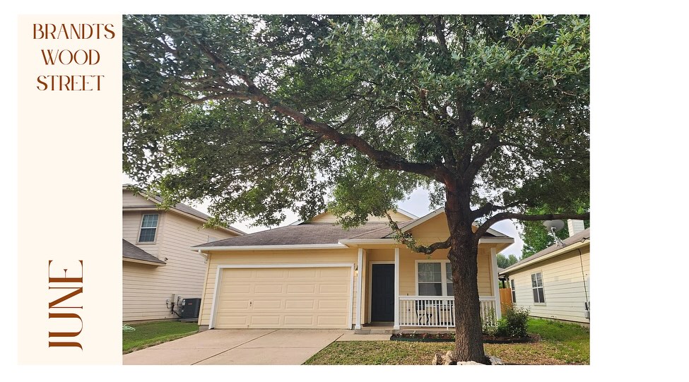 The June realty highlight: 9403 Brandts Wood St. listed by @kellerwilliamsrealty 🏡
This charming butter-yellow family home in south Austin has SO MUCH potential to be personalized. The layout is perfect for those who like to host and the outside gives original Austin-charm vibes! The inspiration for the mock-design of this home is my own personal style & the latest launch of @anniedowninginteriors new wallpaper collection 🧡 🫒
If you’re ready to personalize your new home, let’s work together! Send an inquiry on my website www.hannahharmonhomes.com
