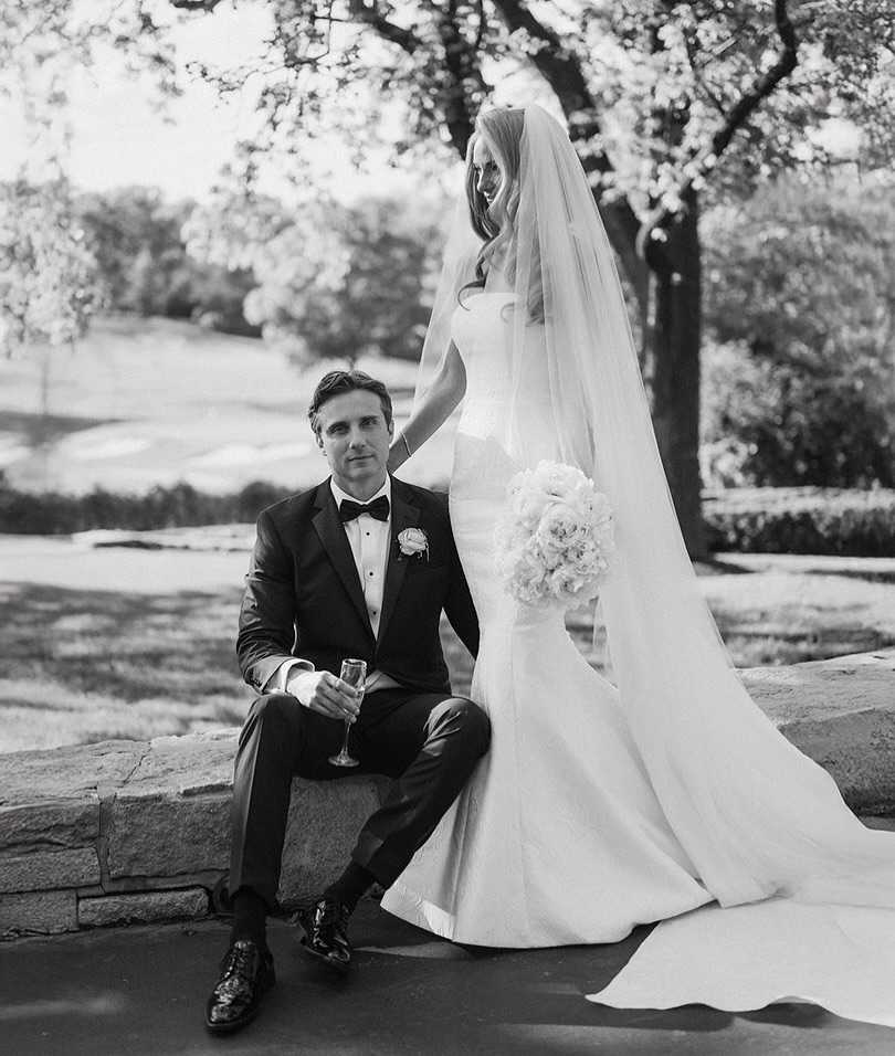 Chloe + Stefan on their wedding day. One we won’t soon forget. 🕊️
Venue: @cc_kansascity
Planner: @simpleelegancekc
@emmysimpleelegance
Florist: @wildhillflowers
Band: @lostwaxband
Hair: @hairbyezoza
Makeup: Chloe HK Makeup
Transportation: @magicpartybuses
Cake: @littlebutterbakery
Dress:@truesociety_bellevogue
Invitations: @rsvpinthevillage