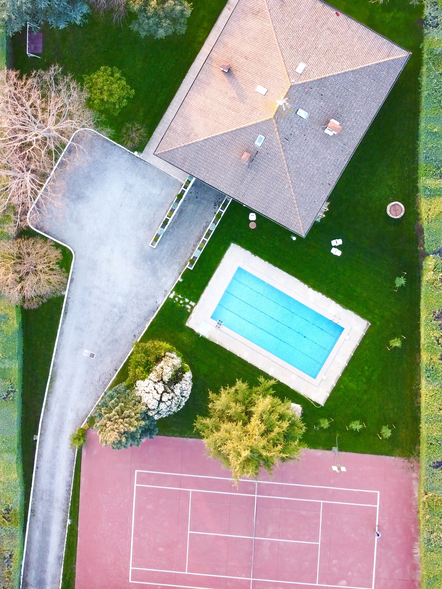 Así está de bonito el jardín ✨🌿
#muruzabal #casarural #navarra #spain