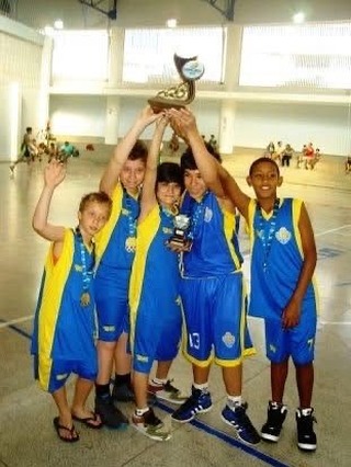#TBT COPA SESC 2013
Uma história construída com muito esforço e dedicação de várias pessoas!!!
Muita história a ser construída!!!!
#basquetedebase #basquetebrasil