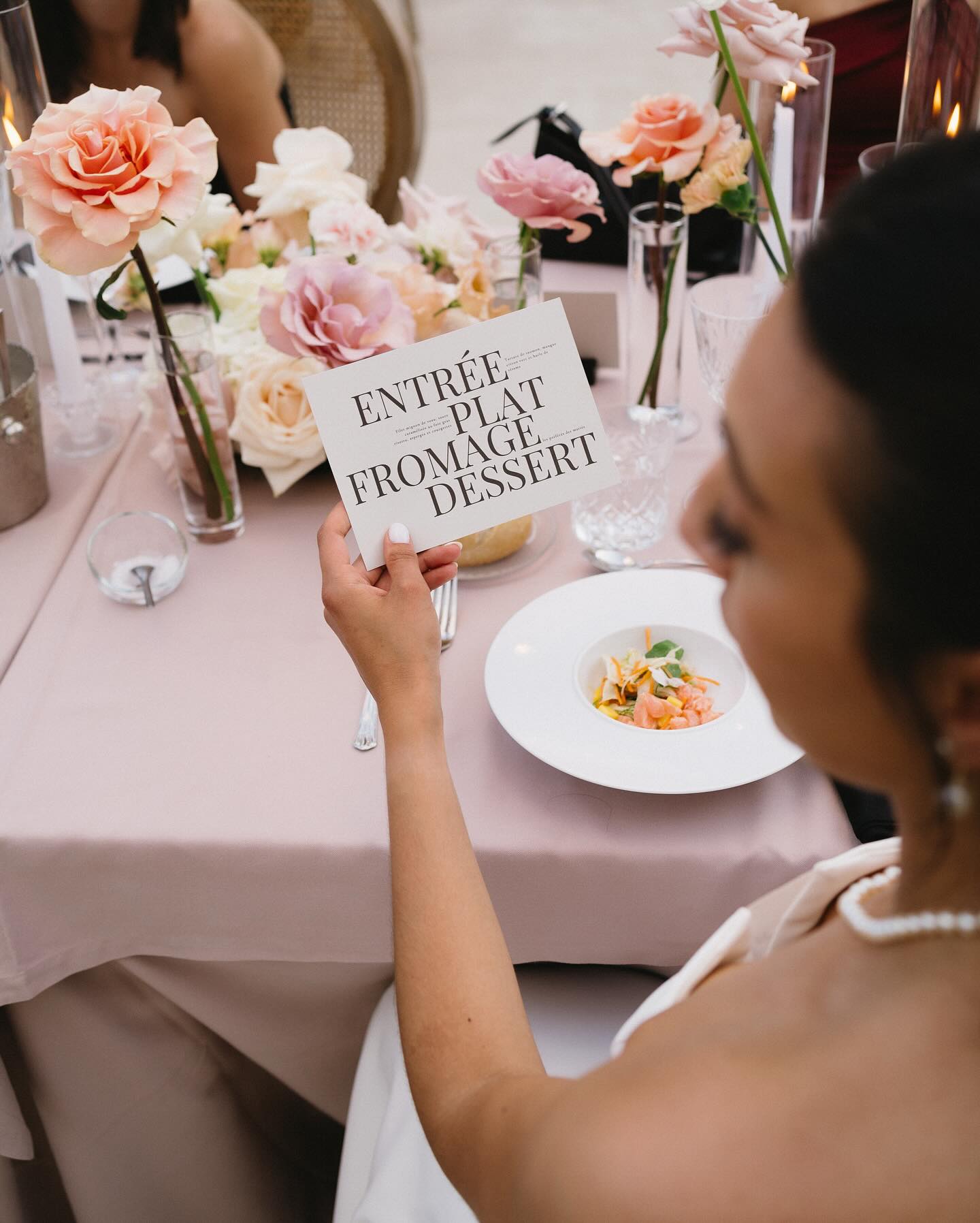 Coup d’œil sur les menus pour L&A. ✨
Merci à toute la team @annecwedding pour l’organisation de cette journée. 🫶🏼
Venue : @maison.claudie
Photograph : @laurineblly
Flowers: @maison_dcm_
Caterer: @des_anges_en_cuisine
MUAH : @alwinenogier
#mariage2025 #mariee2025 #papetterie #stationery #wedding #weddingseason #bride25 #weddingstationery
#papetriepersonnalisée #mariage #provence #mariagebreton #menumariage