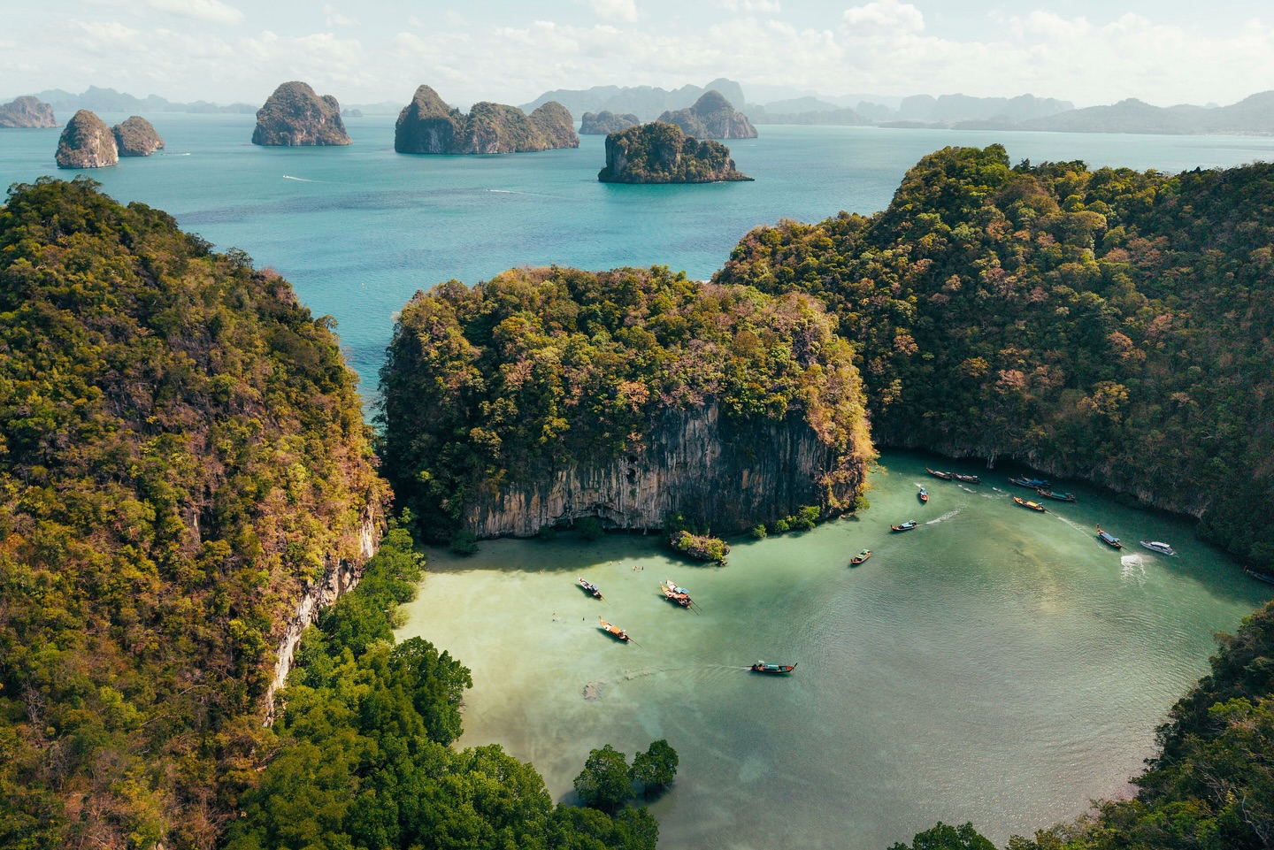 Stills from Thailand for @flashpack
Shot on my most recent assignment for them back in spring. 10 days on the Andaman Coast - across cities, beaches, mangroves, islands and wildlife reserves!