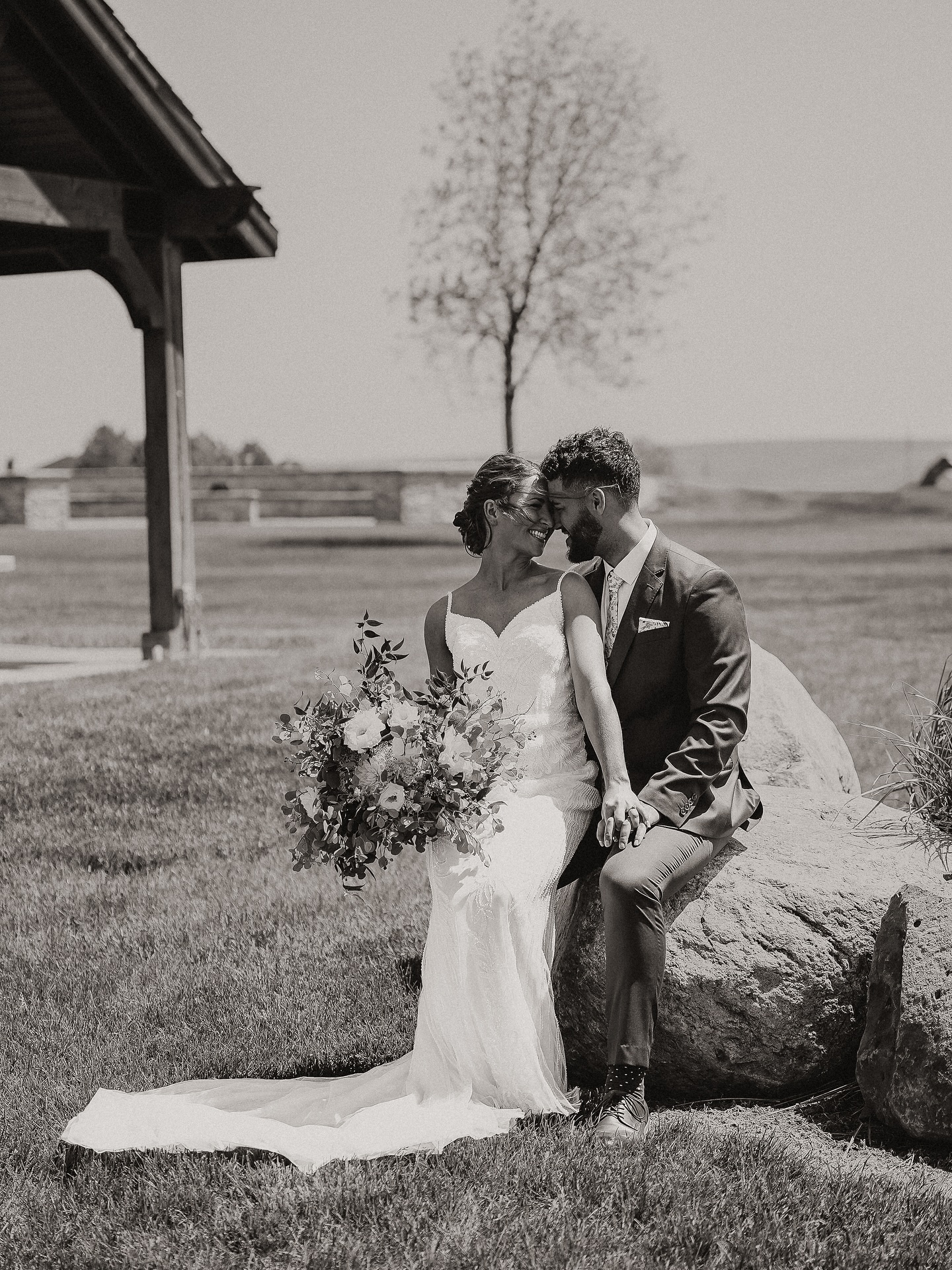 Forever starts here 🖤
View your NW Iowa Wedding Venue, Lofted View Events, at:
🌐 www.loftedviewevents.com
✉️ loftedviewevents@gmail.com
📍Bronson, IA…Outskirts of Sioux City, IA
📸: @shyennelangleyphotography
#wedding #venue #weddingstyle #bride #groom #weddingphotography #inspo #weddingplanning #vendors #brideandgroom