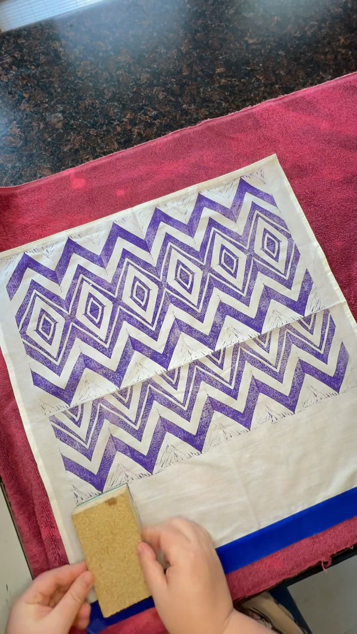 Block printing napkins for my studio opening on Saturday!
New patterns (chevron! Swirls! Gardens!) and surprises in store for locals who can join 10-3.
New website launch coming soon too-
#blockprinting #textilearts #studio #makewithme