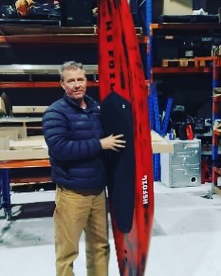 8'4 Frank inspired Dw menace - 18 1/2 wide 115 odd litres.... no excuses!!!
nice work on the BiaxCarbon Haro its sooo pretty