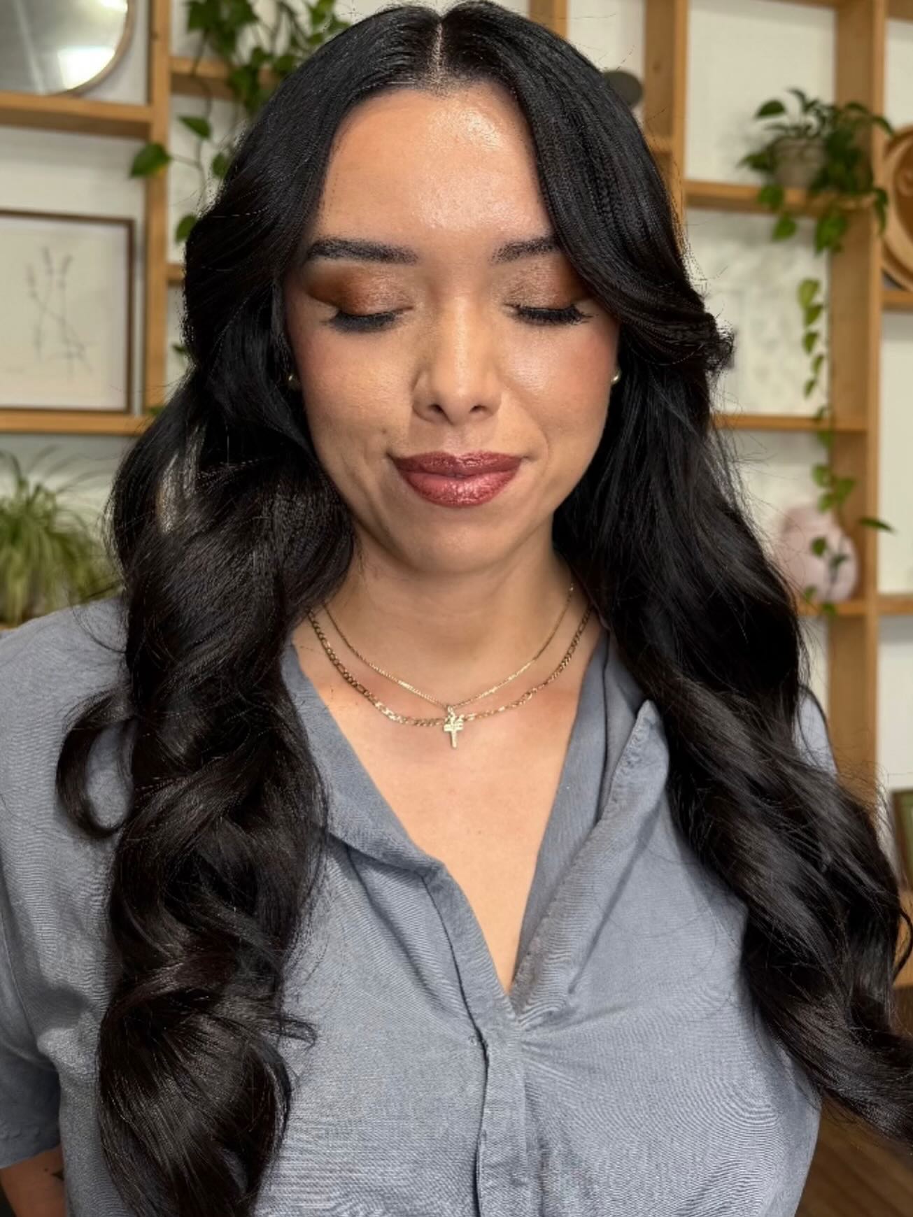 ✨ Did you know we offer makeup services too? ✨
Well, technically @glammedbyani does and she’s the best in the biz 🤩 From special events to just wanting to feel like a smokeshow for no reason at all, she’s your girl. Her books fill up fast, so don’t wait, reach out and get glam! 💄💫
#SantaCruzMakeupArtist #EventMakeup #BeautyVibesOnly #GlamTime #CraftBeautyParlor #FeelYourself #MakeupMagic #BookNow #GlamQueen #BeautyWithConfidence #SpecialEventGlam #GetGlammed