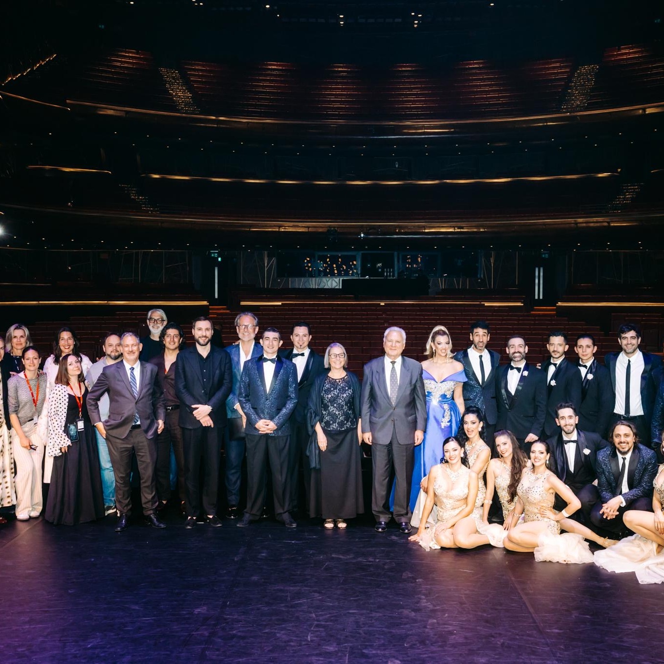 A night to remember.
From backstage laughs to standing ovations, every soul here brought light
to the Dubai Opera.
Proud, grateful, and ready for the next spotlight.
#CityLightsOnTour #DubaiOpera #ArtThatMoves #LivePerformanceLove
#TeamCityLights #CurtainCallMagic #StageFamily