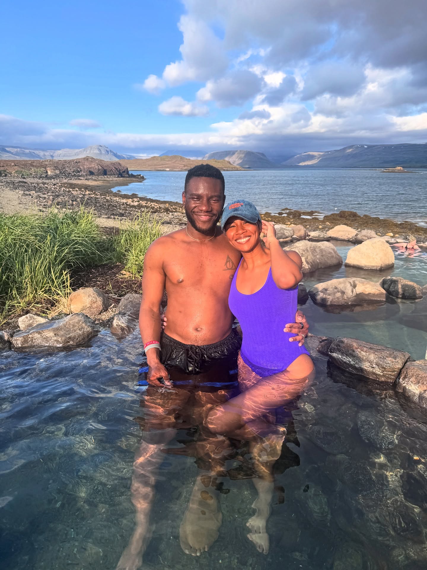 How Iceland had me at the end of the trip 😭
Thank you for the ❤️ on 06/04, I feel #blessed
Iceland vlog next Sunday on YouTube, let’s get to 20k 🙏🏿
#iceland #fuckavacayifeelbetteratwork #travel #lifestyle #creativeentrepeneur #youtube #entrepreneurshiplifestyle