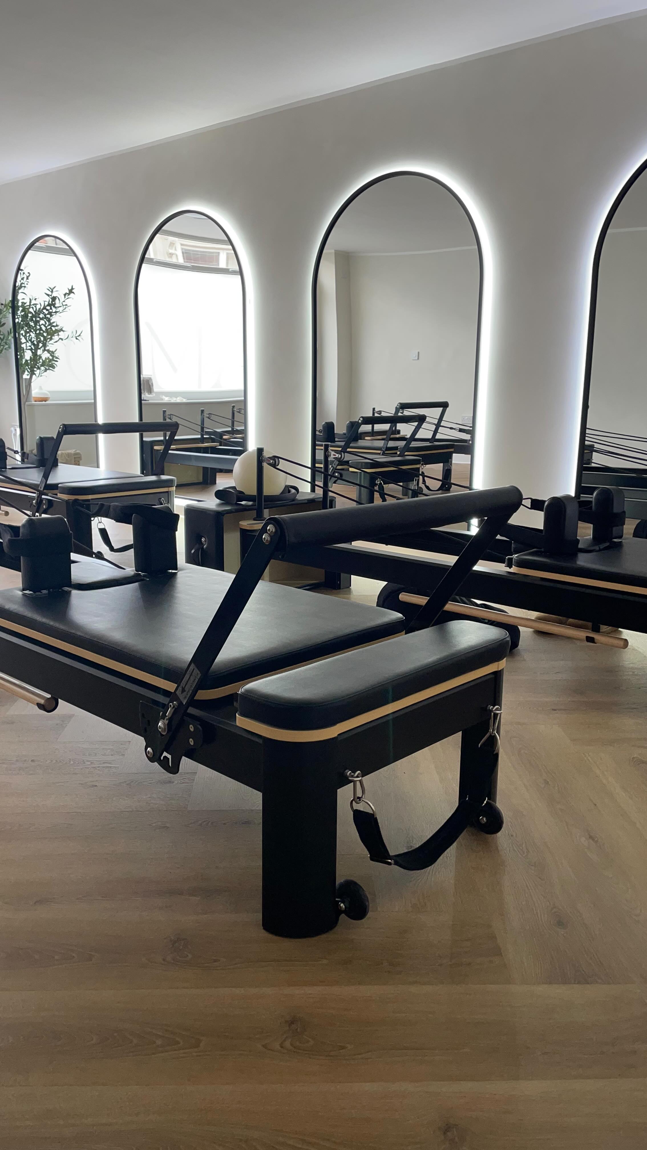 Hey, if you’ve been thinking about booking a class, we have one with your name on it🫶
No pressure, just good movement, good people, and a little time for you.
We’d honestly love to see you in the studio 💛
Link’s in bio
#SomaPilates #ReformerPilates #PilatesVibes