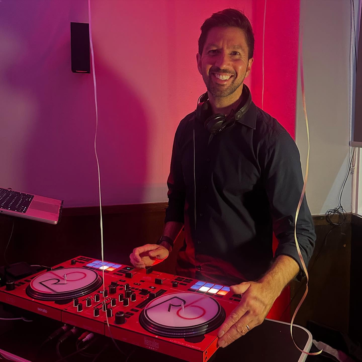 🎧 Just vibes.#melbournedjs #thernbdj #djhire