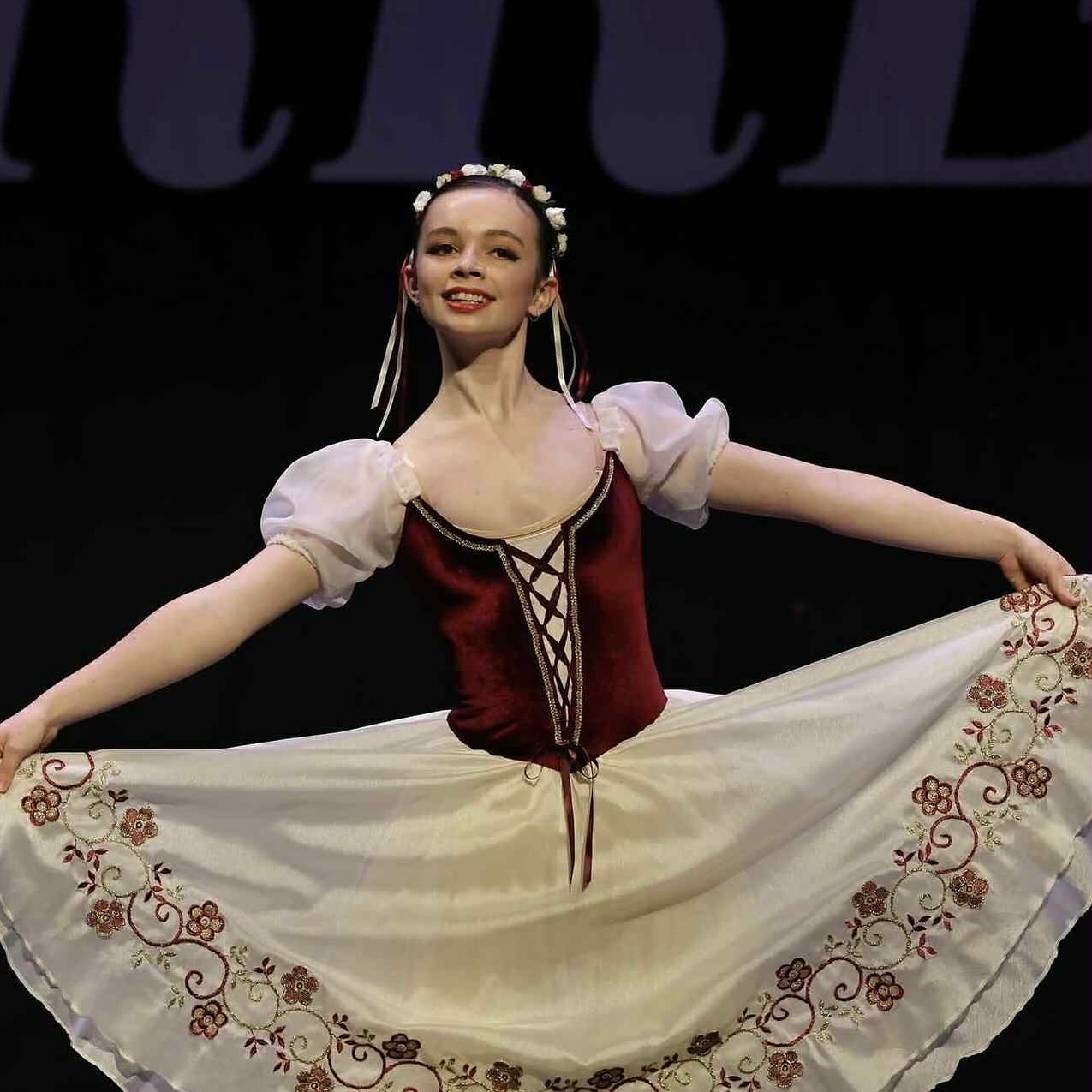 #luciesaronovamemorialaward
Susanna is representing WA in the GOLD Lucie Saronova Memorial Award.
Susanna trains @theperthschoolofballet
🍀 Each state has selected four representatives; two Juniors, to compete in the Silver Award, and two Seniors for the Gold Award.
📸@polishdproductions
#cecchettiballetaustralia #cecchettiballet