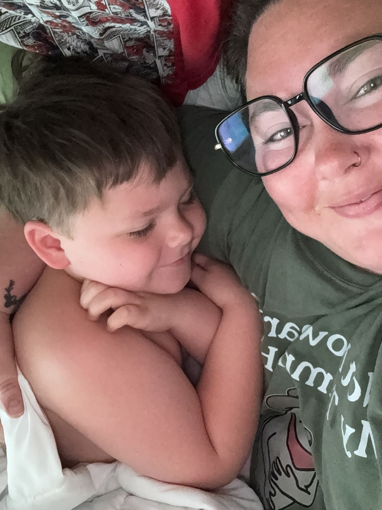 vacation mode: kinda activated. content creator brain: still very much online š§ āØ
currently staying at my sisterās house-starting treatment, working when I can, and getting absolutely smothered in hugs + kisses by my tiny bestie (my nephew š„¹š).
he calls me ābeautifulā and treats me like a literal princess, so yeah-this is a soft era of healing, deep play, and trying to keep up with my āØdelulu content creator⨠dreams at the same time.
Iām overwhelmed, inspired, tired, and tender.
doing the most and the least. healing and hustling. resting and recording.
thanks for being here while I figure it all out š¤
Shameless plug- Iām on TikTok a lot here lately so follow me over there š