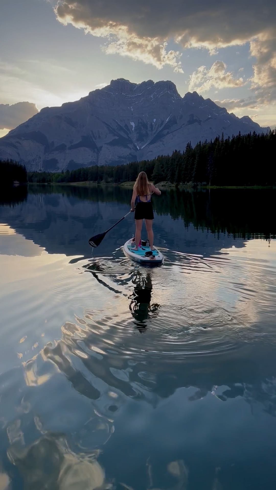 Out of office and into the weekend 🌞 Time to explore, unwind, and repeat.
#MakeSpecialHappen #JoinOurTeam #MountainLiving #LeadershipOpportunity