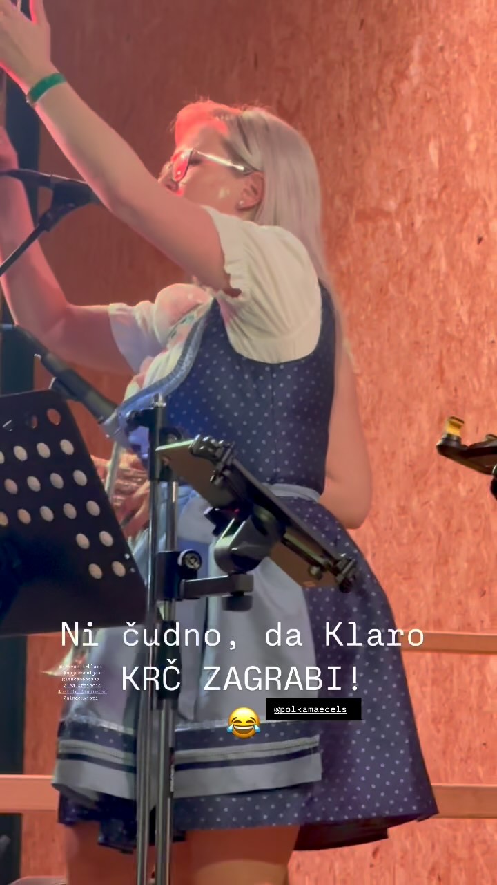 Zakaj @stavdekarklara krč zagrabi? 🤭🔥
#klarinet #klarinetten #klarinettenpolka #avsenik #klarasklarinettenklang #klarinettenklang #klang #slovenia #polka #polkamaedels #polkamädels #welovepolka #polkainourhearts #hitrapolka #gas #livemusic #livemusicisbetter #austria #kärnten