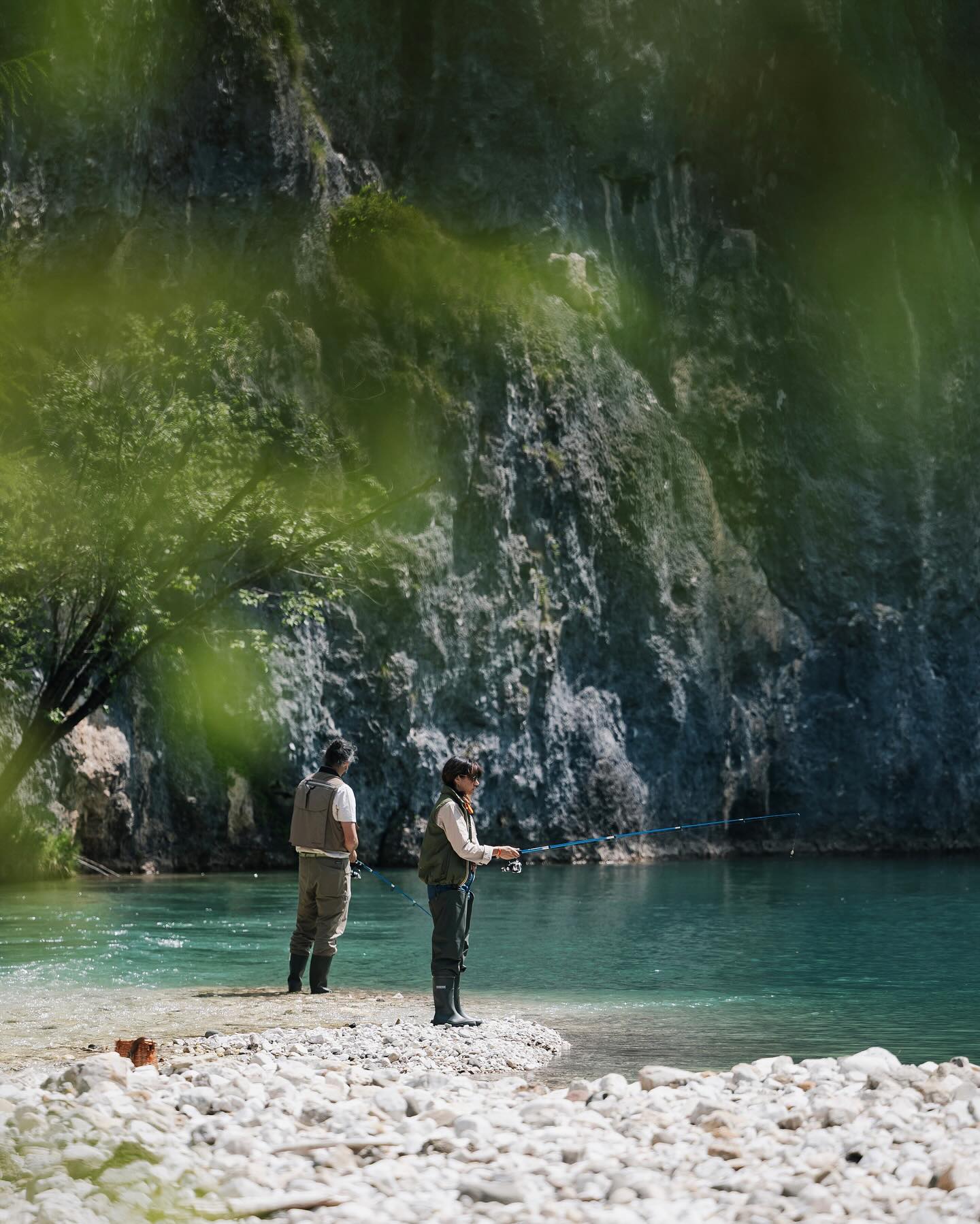 Morning fishing trip with @sanbrite_official in the heart of Dolomites ๐
When passion meets knowledge magic happens โจ
@ludorubbini @rikigaspari
#outdoorphotography #outdooradventurephotos #cortinadampezzo #cortinadolomiti #sanbrite #sanbritecortina #michelinstarchef #michelinguide #dolomitiunesco