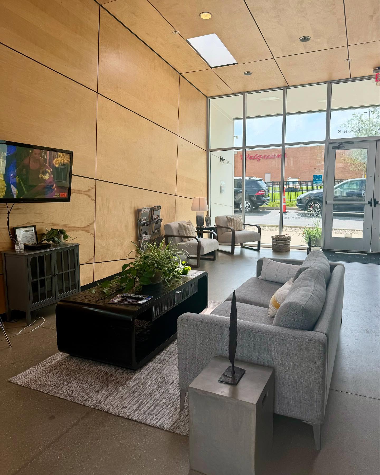 We love our plants here at The Benchmark Apartments 🥰🪴