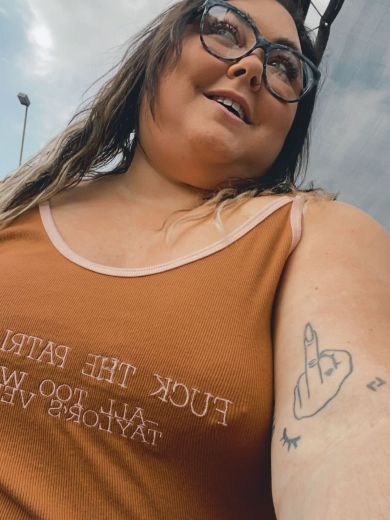 Sharing some old pics because your girlie has not felt like selfieing here lately but naturally still have a lot to say! š
Gah-healing from this toxic mold & CIRS has me in my feels!! Itās breaking me wide opennnnnnn and I fear this was supposed to happen all along.
Most days Iām grieving hard at the life Iām leaving behind, my house/home, everything that me and my husband had worked sooo hard for. I know one day Iāll get over it, but Iām just so mad.
On the other hand, what an opportunity to rebuild, to let go, to learn, to lean into support. š
This has had me seeking other means of income as well, something I have been wanting to do for so long. More influencer/UGC/even TikTok shop-which feels so expansive and exciting. I only partner with brands that feel aligned and stuff I actually use and recommend and honestly itās been really fun! To be clear-Iāve been doing this for years, recommending certain things to clients but never shared it to my following.
Iāve always just focused so heavily on coaching, and let me clear I LOVEEEEE coaching, itās my passion. But there is room for more. So much more, especially being chronically ill. Honoring the waves of energy and health i go through has been beyond important and this is just another way to do that.
Grateful to be hear, to be healing, to be grieving, & to be honoring the next level of life Iām walking into š
So you may see some of my content change, itās just me stepping into expansion and finally be comfortable with it š