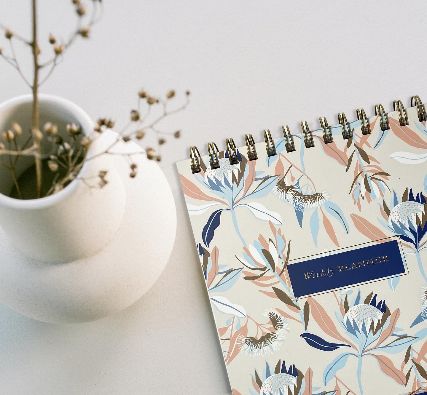 Modish’s Australiana collection - bringing nature inspired beauty and peaceful style to your desk 🍃🌿
#stationery #stationeryshop #stationerylove #nature #australia #officedesign #office #desksetup #deskinspiration #deskspace