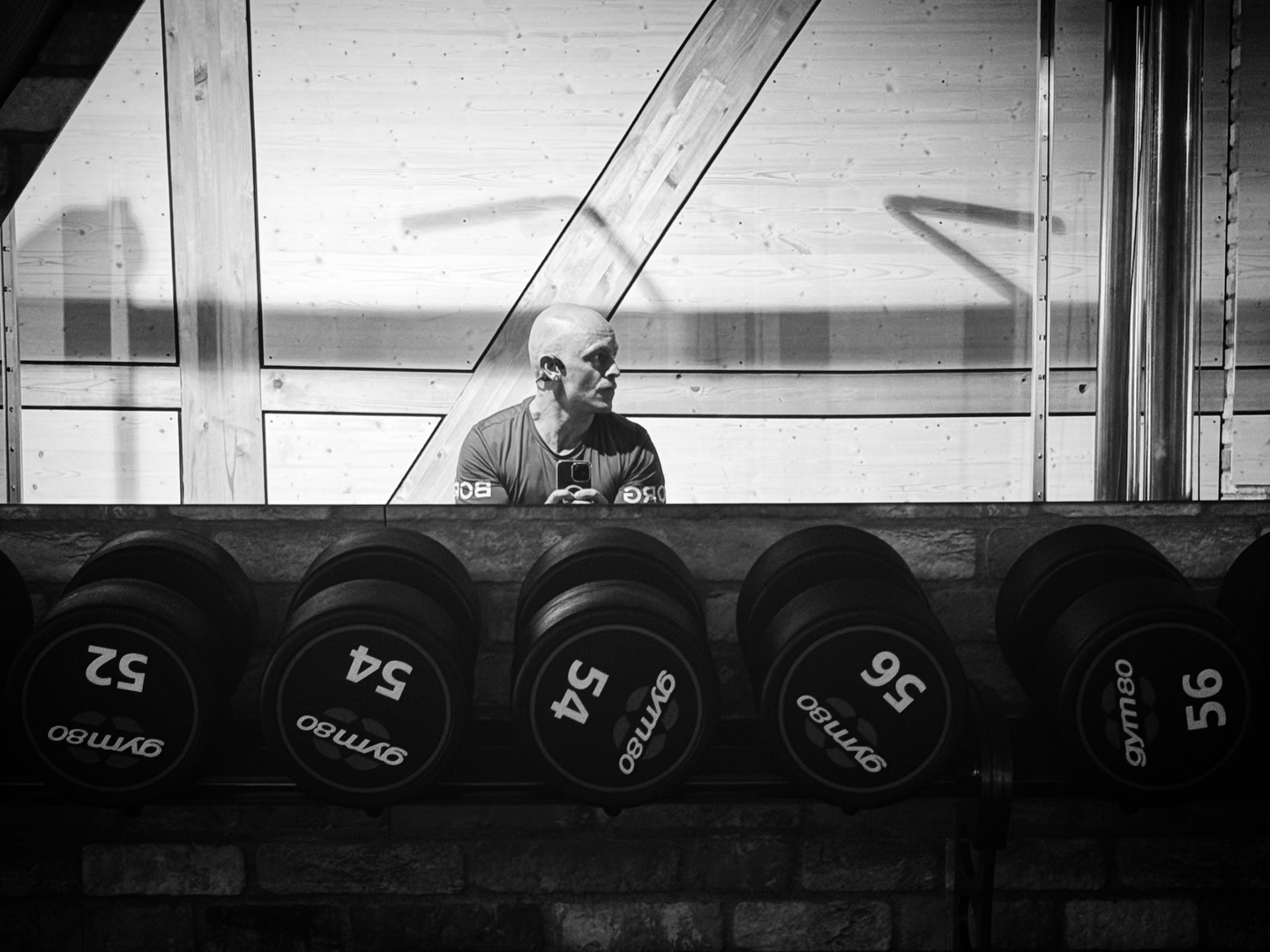 Shh! Just thinking if it hurts enough yet.
#gymcontemplation #jasiekznasię #thegrindneverstops