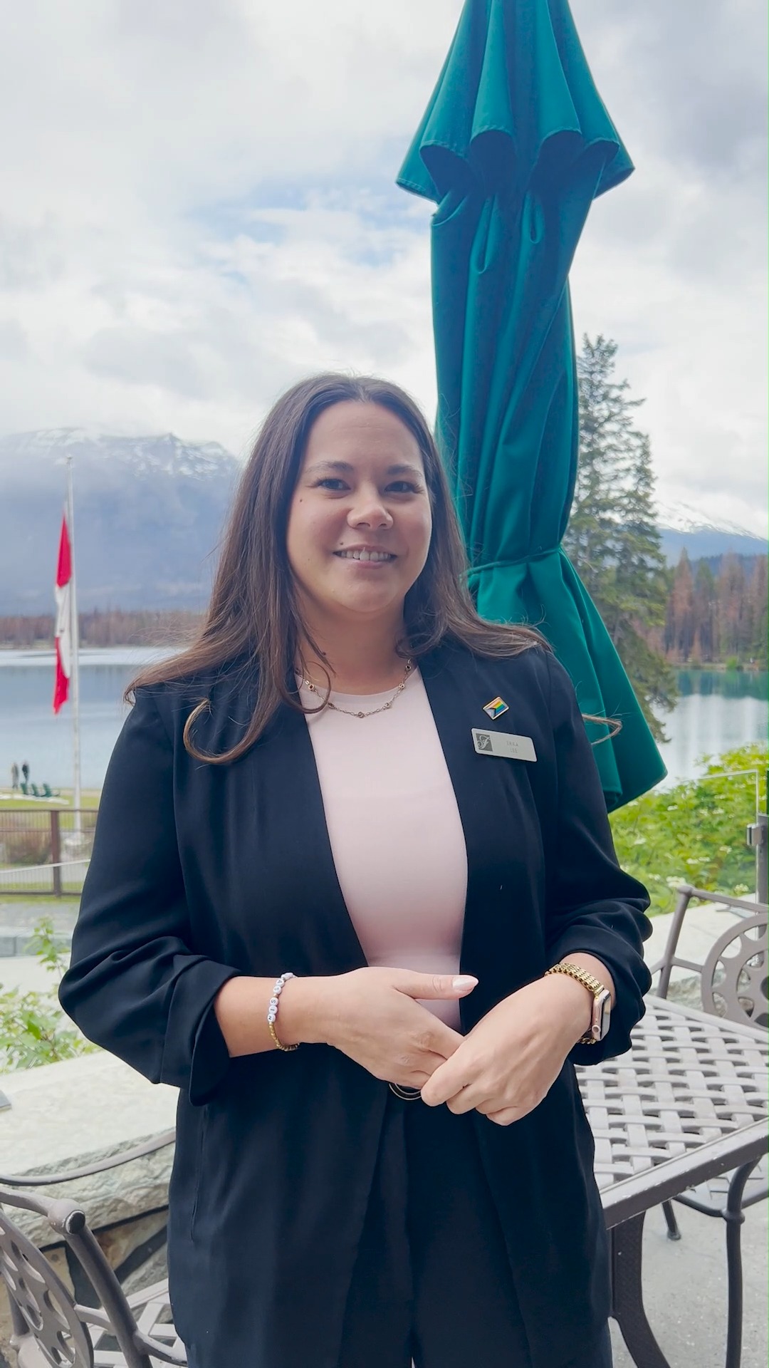 Meet Erika, our Food & Beverage Training and Development Manager at @fairmontjpl! ✨
From designing hands-on training sessions to mentoring our F&B colleagues across the resort, she plays a key role in growing confidence, skill, and passion behind the scenes, making special happen by investing in our people.
#MakeSpecialHappen #JoinOurTeam #WhereIWork