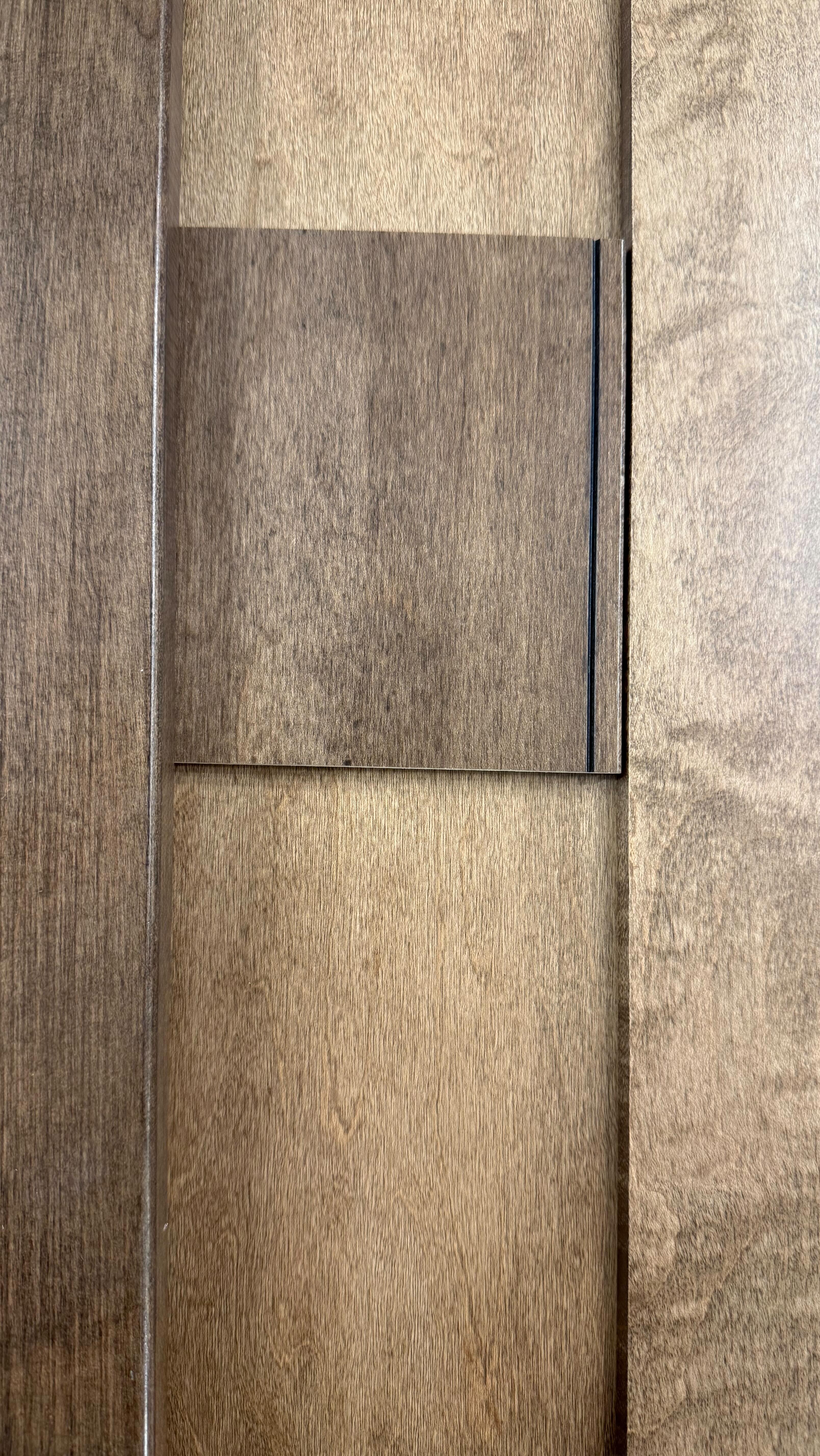 Sneak peek at a new project we’re about to kick off!
These brand new cabinets came in looking nothing like the original sample…
To fix it, we created a custom glaze finish to bring the color back to what the client actually wanted — and after approving our sample door, we’re getting ready to refinish all of them to match.
Stay tuned to watch the transformation unfold — and see just how much a professional glaze can do 🙌
Have questions or thinking about a project like this? Let’s chat!