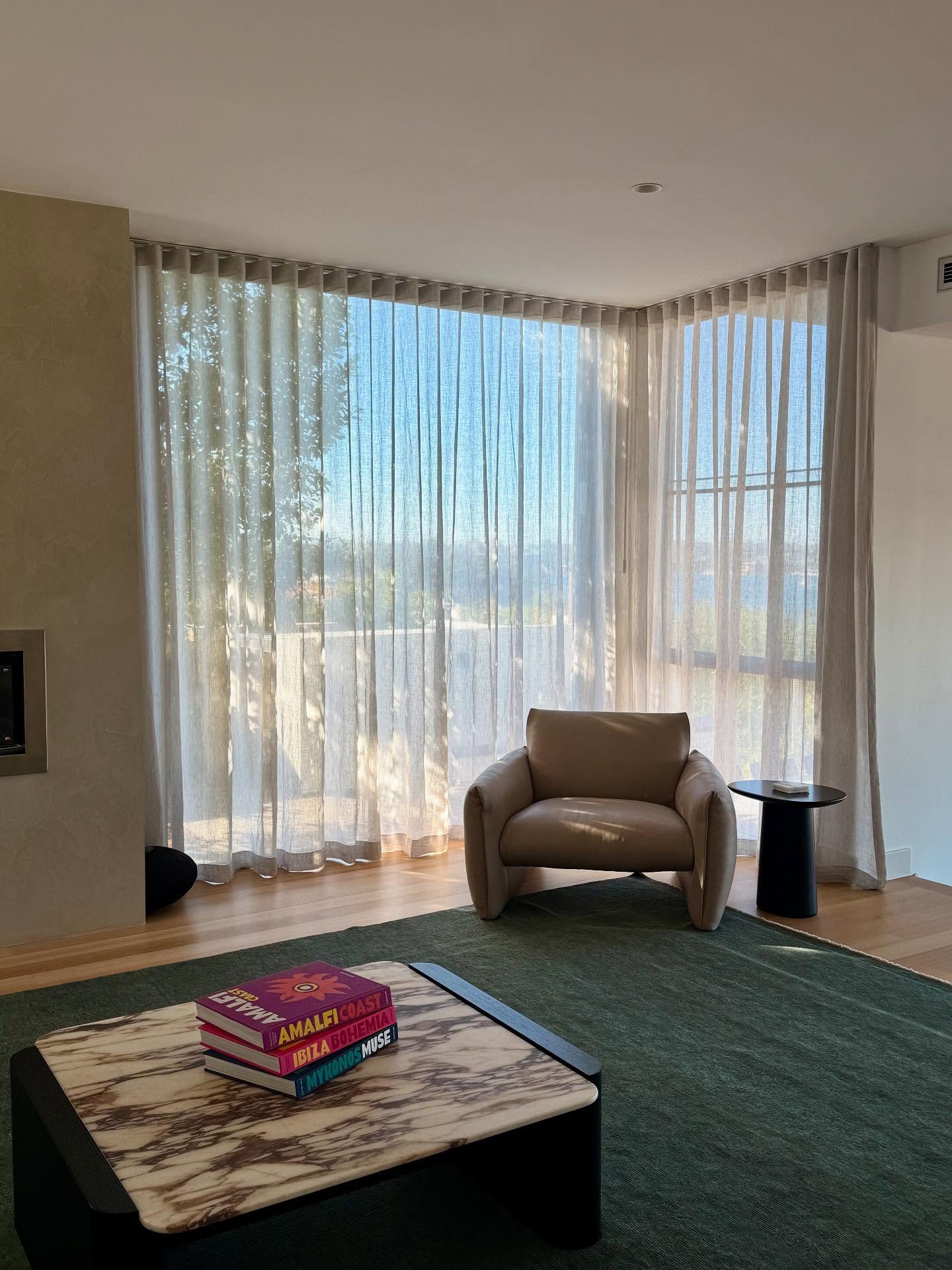 Pure linen S Wave sheers with motorise roller blinds behind. A project for @statuogroup_ | #windowtreatments #perthcurtains #curtains #curtainsdesign #perthblinds #perthinteriordesign #perthinteriors #linen