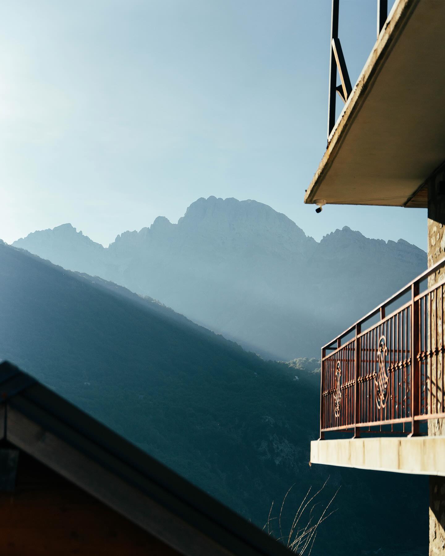 The Albanian Alps for @flashpack, July ‘24. Swipe to the end to see what happened when I incorrectly thought I’d made a friend… 🦌