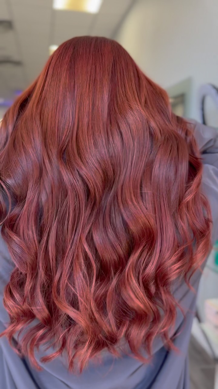 Beautiful copper/red color with soft beach waves!
