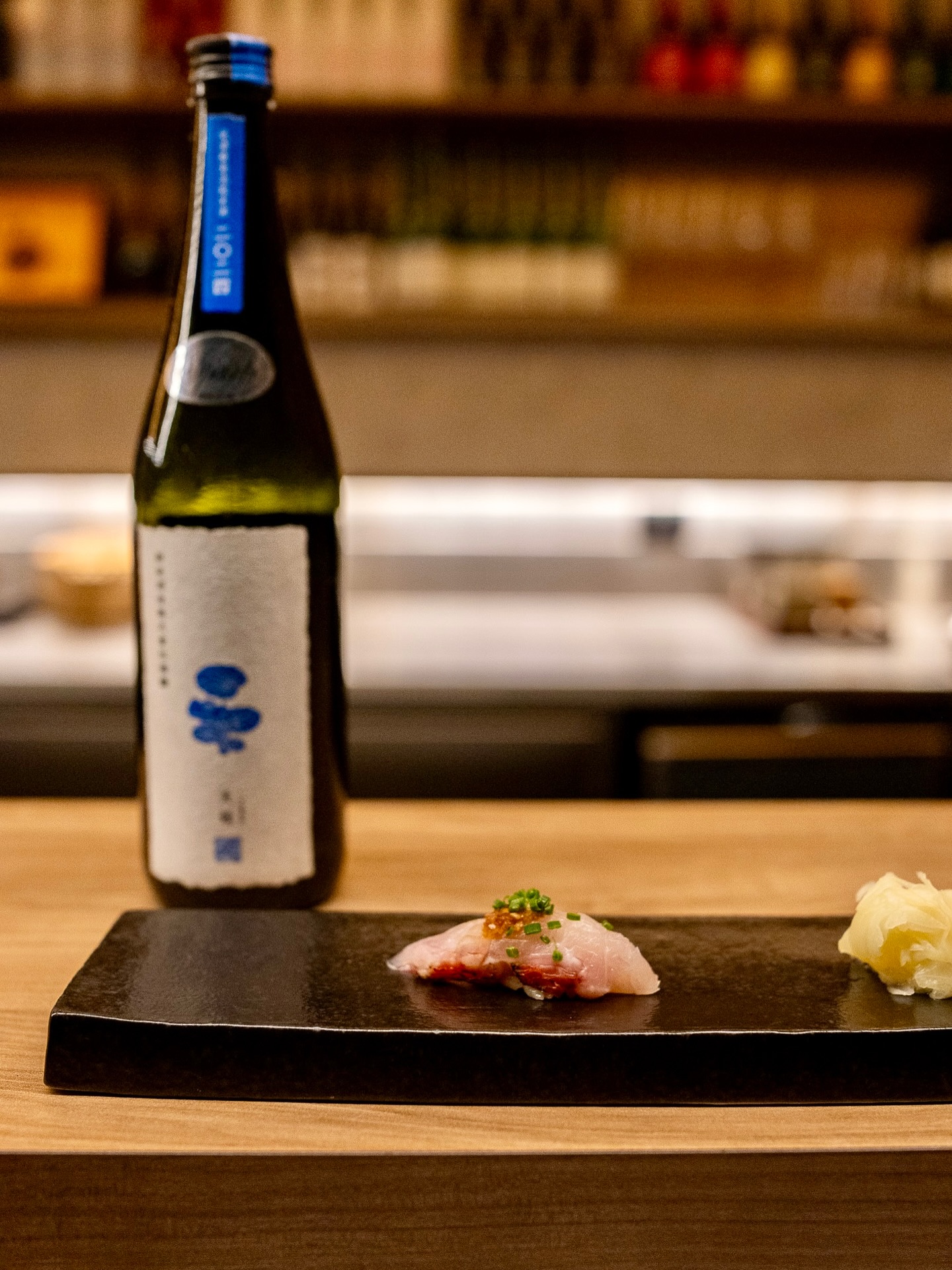 Dinner at Kentaro Omakase is a full experience — 8 to 10 pieces of premium nigiri, seasonal appetisers, signature dishes, and a sweet finish to end on the perfect note. A curated journey, just for you. Bookings are essential!
