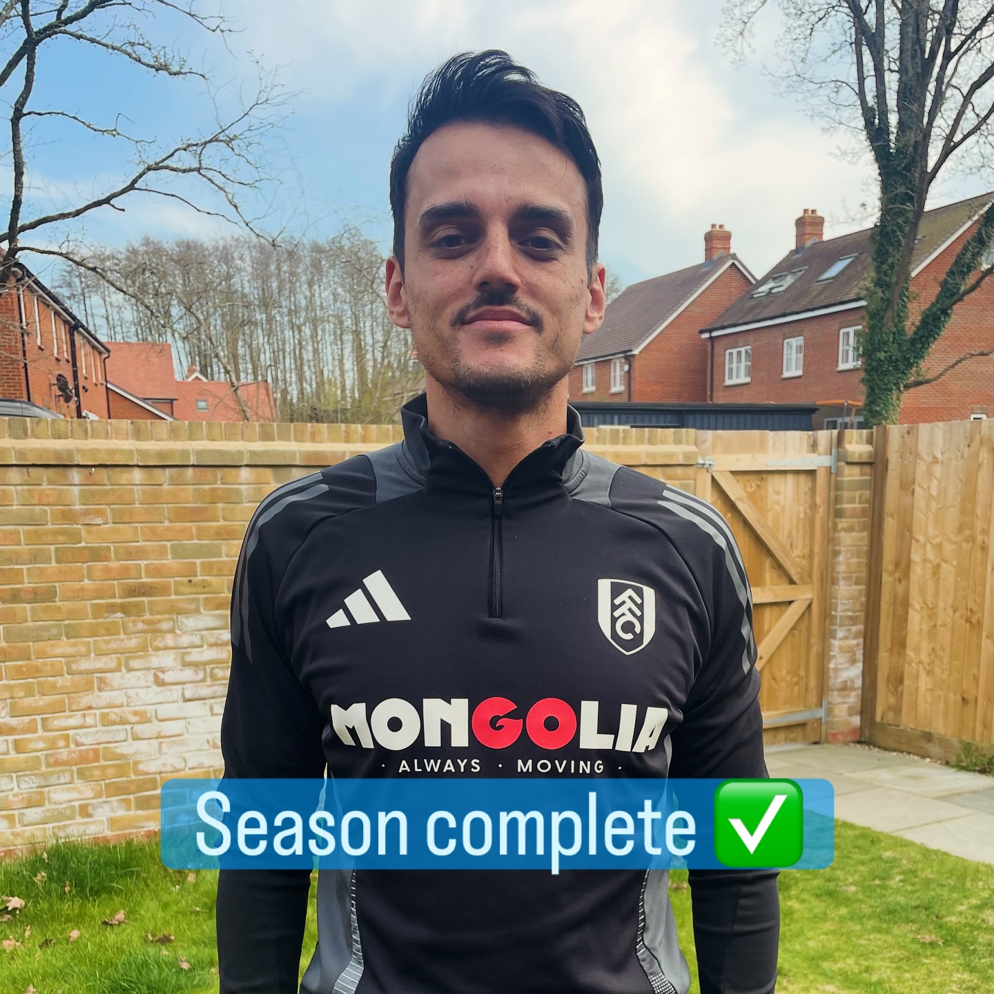 My first season back at @fulhamfc complete ✅
After a 9 season break from academy football, I felt the time was right to step back in, and boy have I loved every minute of it! Albeit it started slow with a badly torn calf muscle 🥴 (teach me for trying to be a pro tennis player right?)
Having worked mainly with the u9s and u10s, it has got my coaching brain ticking once again which is of huge benefit to all of our players at @skillzukltd and @szunitedfc , having worked with top coaches in a Premier League Cat 1 Academy.
💭Lots around me have asked why I’ve gone back to academy coaching (mainly my wife as we now have 2 children 😬)…
The main answer is simple 👇
I’ve become an expert in what I’ve created, and I want to learn and bring fresh ideas to these programmes to benefit our children.
With my experience, I also have a lot to offer the Fulham players I coach in the younger age groups!
The club is an incredible place and it still has that close knit family feel as it did when I was there 9 years ago. Credit to everyone involved @fulhamfc 💙
Looking forward to next season and the positive impact it will have for our @skillzukltd @szunitedfc players ⚽️
Coach Ash 💙