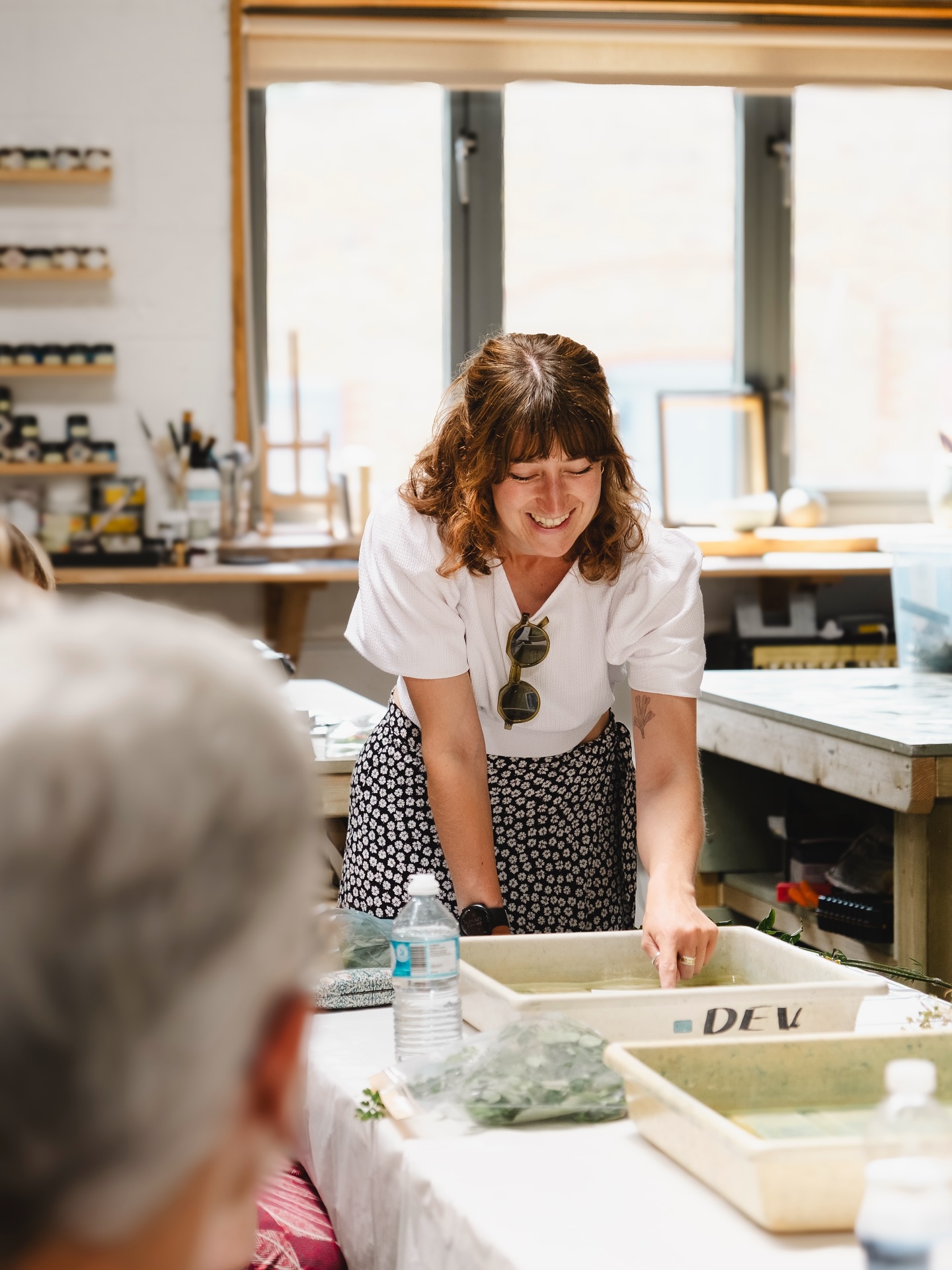 We had a fantastic afternoon over at @creativecourseskent in Faversham yesterday. Thank you to everyone who came along to explore the joys of cyanotype printing! We were lucky with bright sunshine and occasional cloud, and even lucky enough to have use of Megan’s air conditioned studio at @creativeframeskent ! ~ I was joined by @jessbootesphotos who recently completed an artist residency at @thedarkroombc
Jess took these fantastic photos of the workshop, she also helped the participants throughout the workshop. A heart felt thank you to Jess for all your support on the day, and to Megan for inviting me along to teach. I’ll be back!
—-
#hernebay #kent #faversham #cyanotyoe #cyanotypes #cyanotypeprint #cyanotypeprinting #canterburykent #eastkent #northkent #altphoto #alternativephotography #sunprint #sunprinting #analog #analoguephotography #femaleleaders #femalebusinessowner