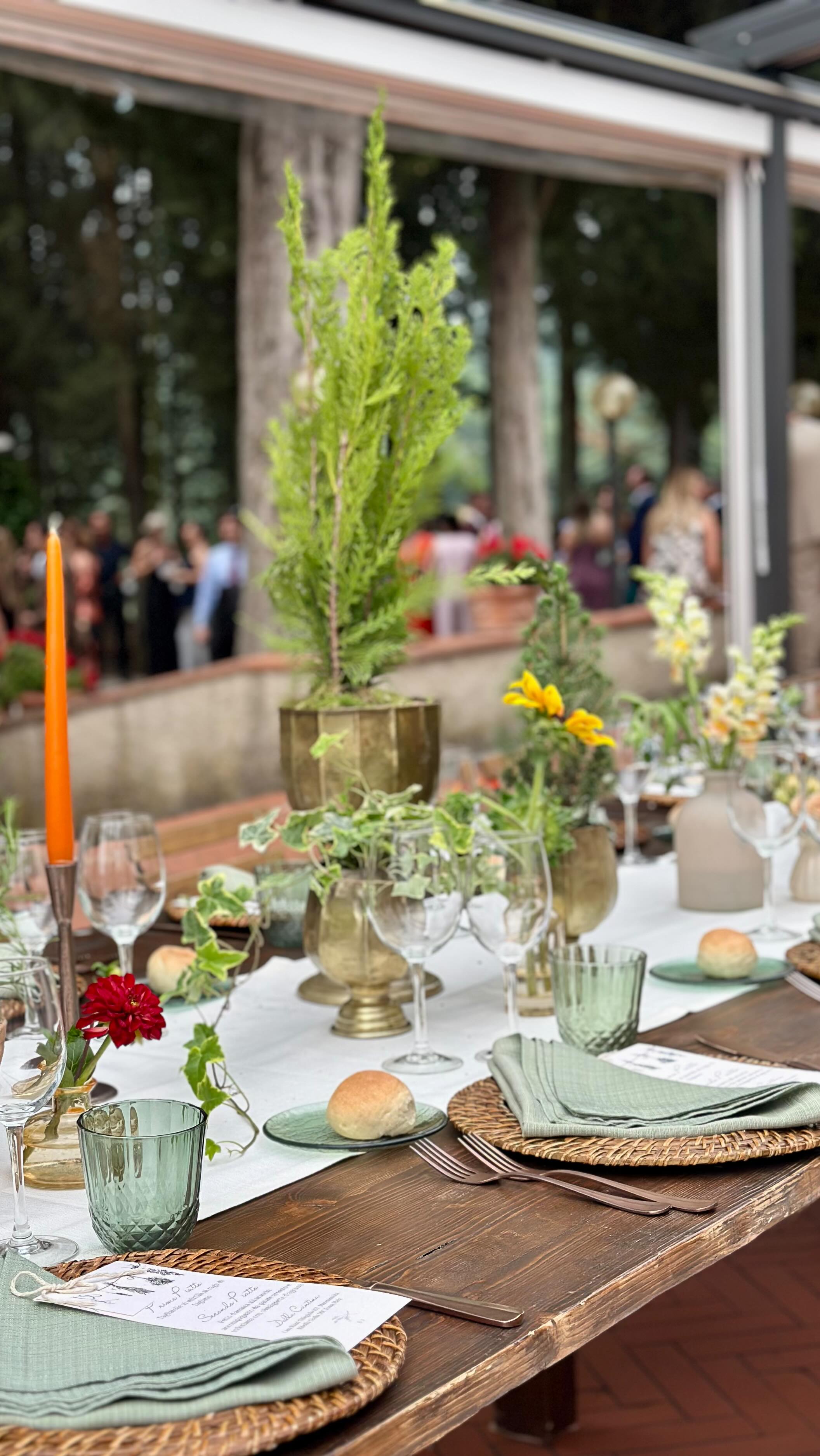 2025 e si continua….!✨
.
.
.
#villalesorti #weddingvenue #wedding #location #locationeventi #redcarpet #weddingday #weddingdecor #weddingphotography #weddingstyle #weddingdesign #weddingphotographer #weddinglocation #locationmatrimonio #locationtop #weddingtime #giardinodegliagrumi #tuscanywedding #tuscany #italianwedding #weddingitaly #wedding2025