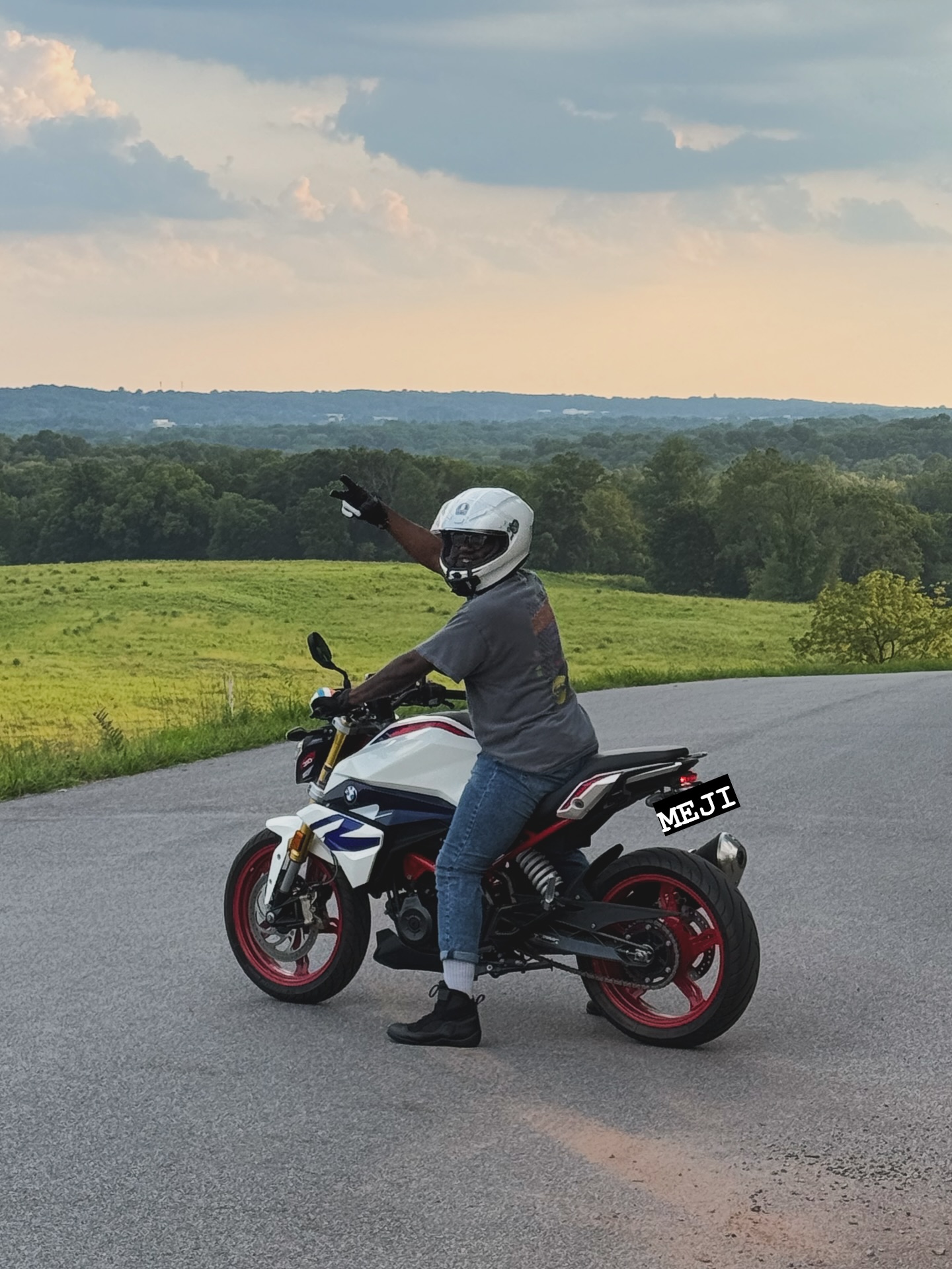 Out and about
#motorcycle #lifestyle #lifeofadventure #lifeisbeautiful #ridingbikes