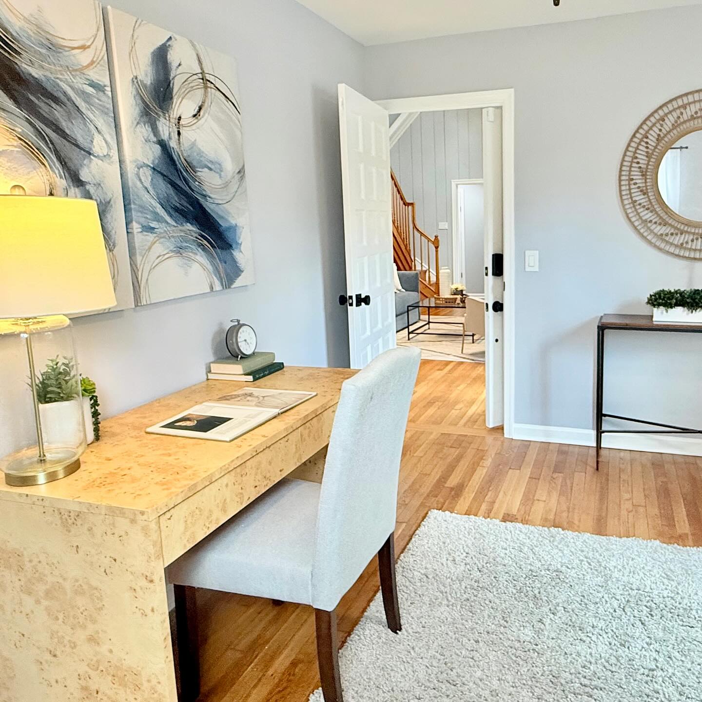 Work from home in this staged office space #stagedtosell #vacantstaging #stagingmd #silverspringmd #ttrsir