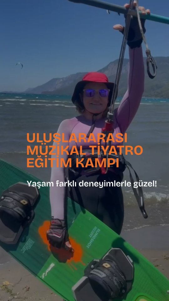 Bodrum' da gerçekleşecek olan Uluslararası Müzikal Tiyatro Eğitim Kampı'na bekleniyorsunuz!
BT Müzik Evi Kurucusu, Sanat Danışmanı Benal Tanrısever ve Oyuncu, Sahneleme Yönetmeni Bartu Ayaz'ın sizler için mesajı var💌
Tarih: 21 - 26 Temmuz
Yer: Ayben Ersoy Akademi
10-18 yaş aralığındaki tüm gençleri sahneye davet ediyoruz.