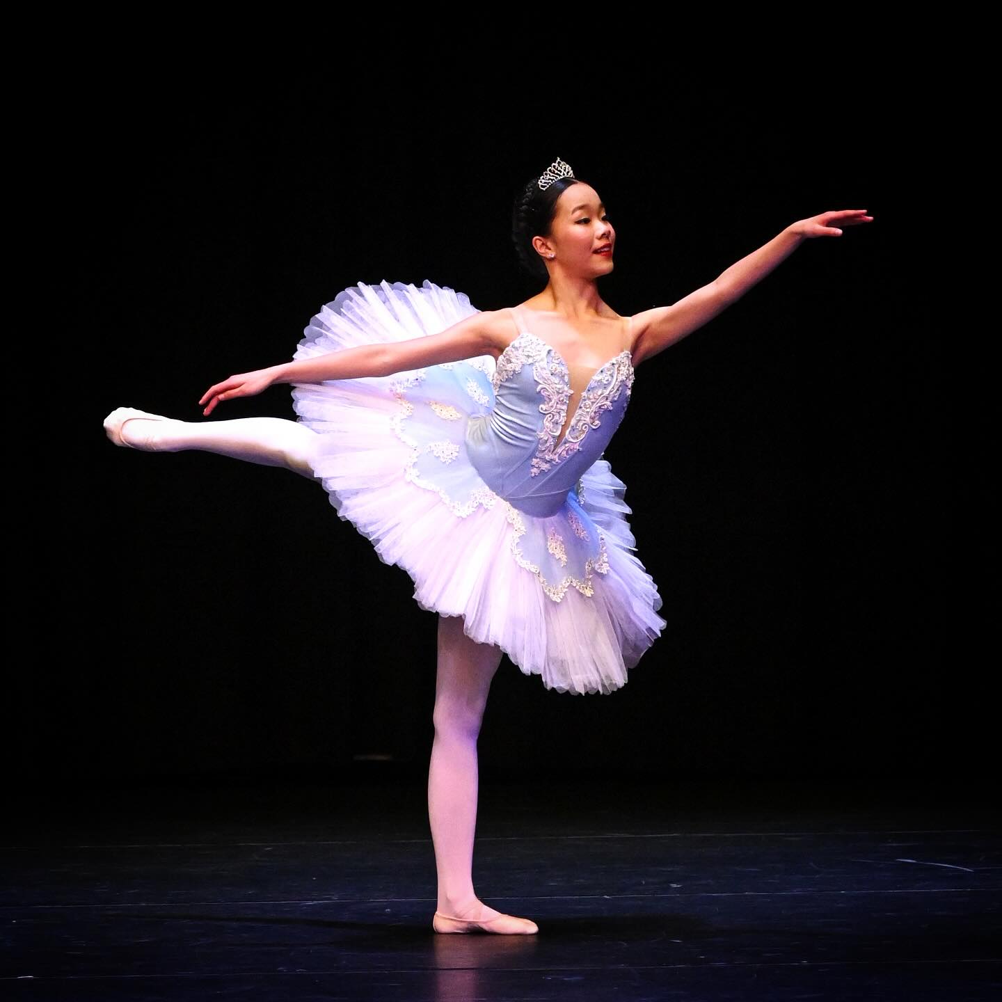 #luciesaronovamemorialaward
Stella is representing SA in the Silver Lucie Saronova Memorial Award.
Stella trains @barbarajaynedance
👀 Come & watch some of Australia’s best young artists!
#cecchettiballetaustralia #cecchettiballet