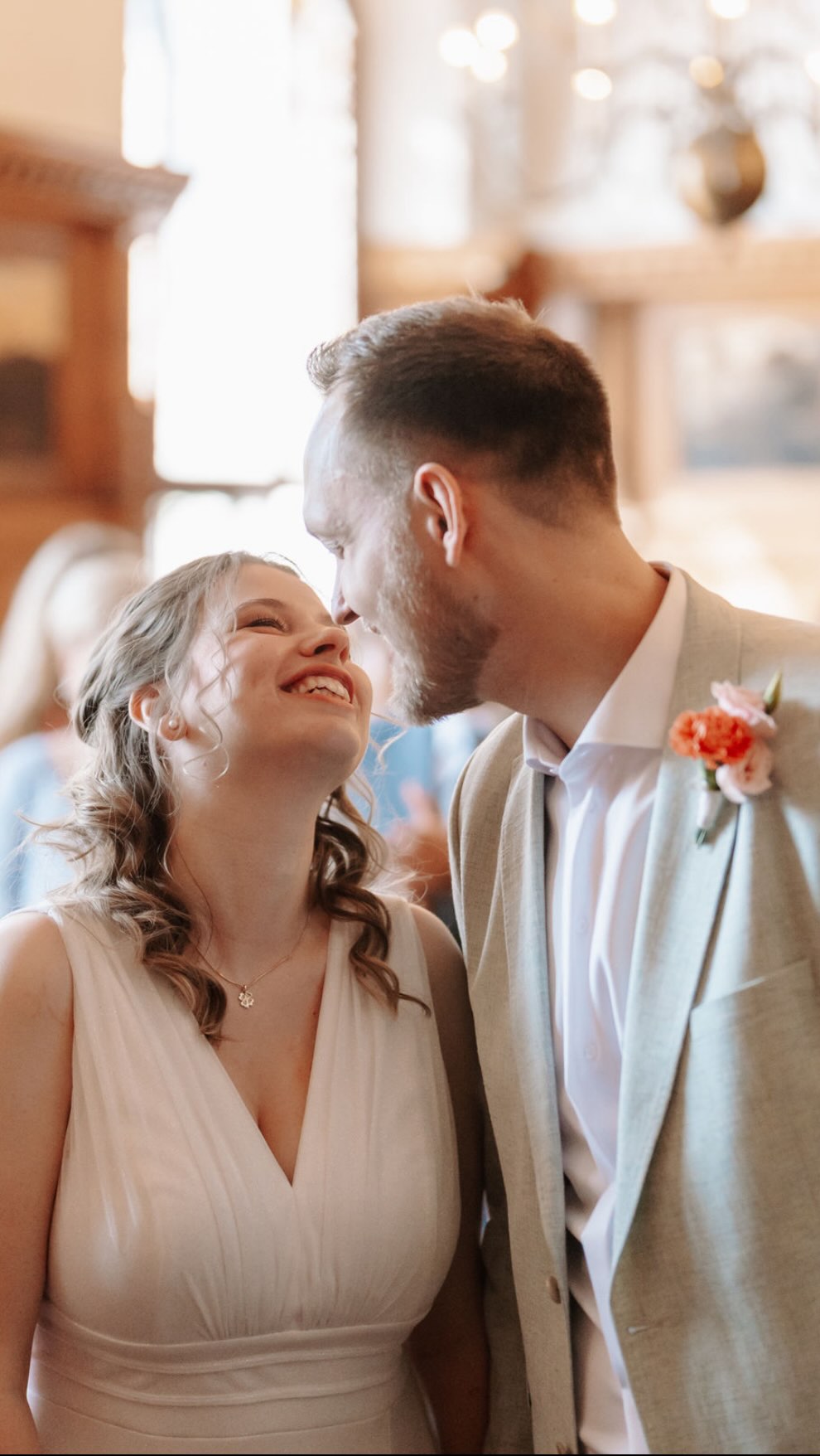 Nur Liebe 🫶
#weddingphotography #hochzeit #hochzeitsfotos #hochzeitsfotografie #hochzeitsvideo #behindthescenesphotography #sommerhochzeit #hochzeit2025 #trauung #paarfotos #braut #brautpaar #standesamt
