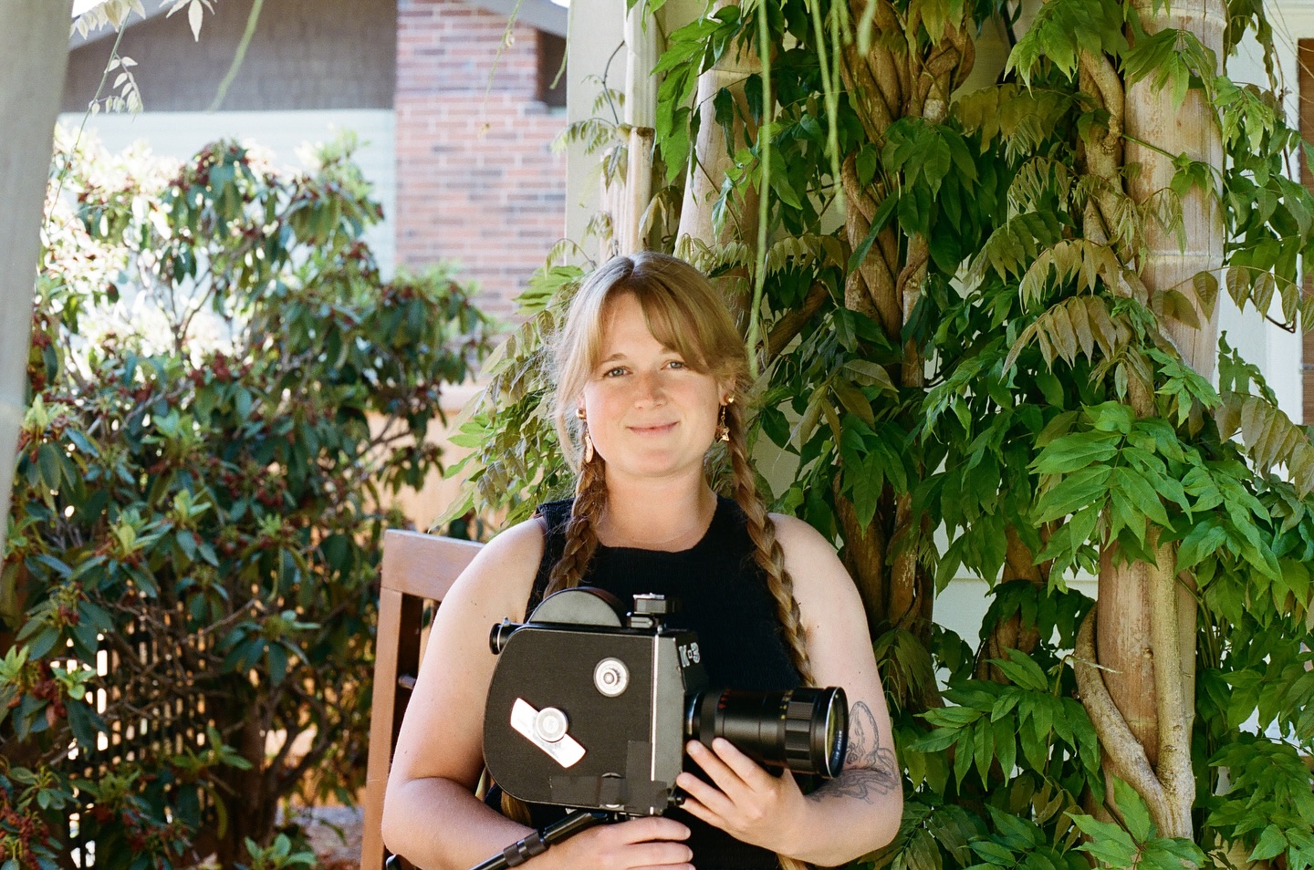 Just a girl and her 16mm baby 🎥
It’s been an amazing year so far and I am so excited to finish up some films and get going on some more! All while prepping for my own wedding in a week! Ahhh!
#16mm #weddingvideography #weddingvideo #washingtonweddingvideographer #bellingham