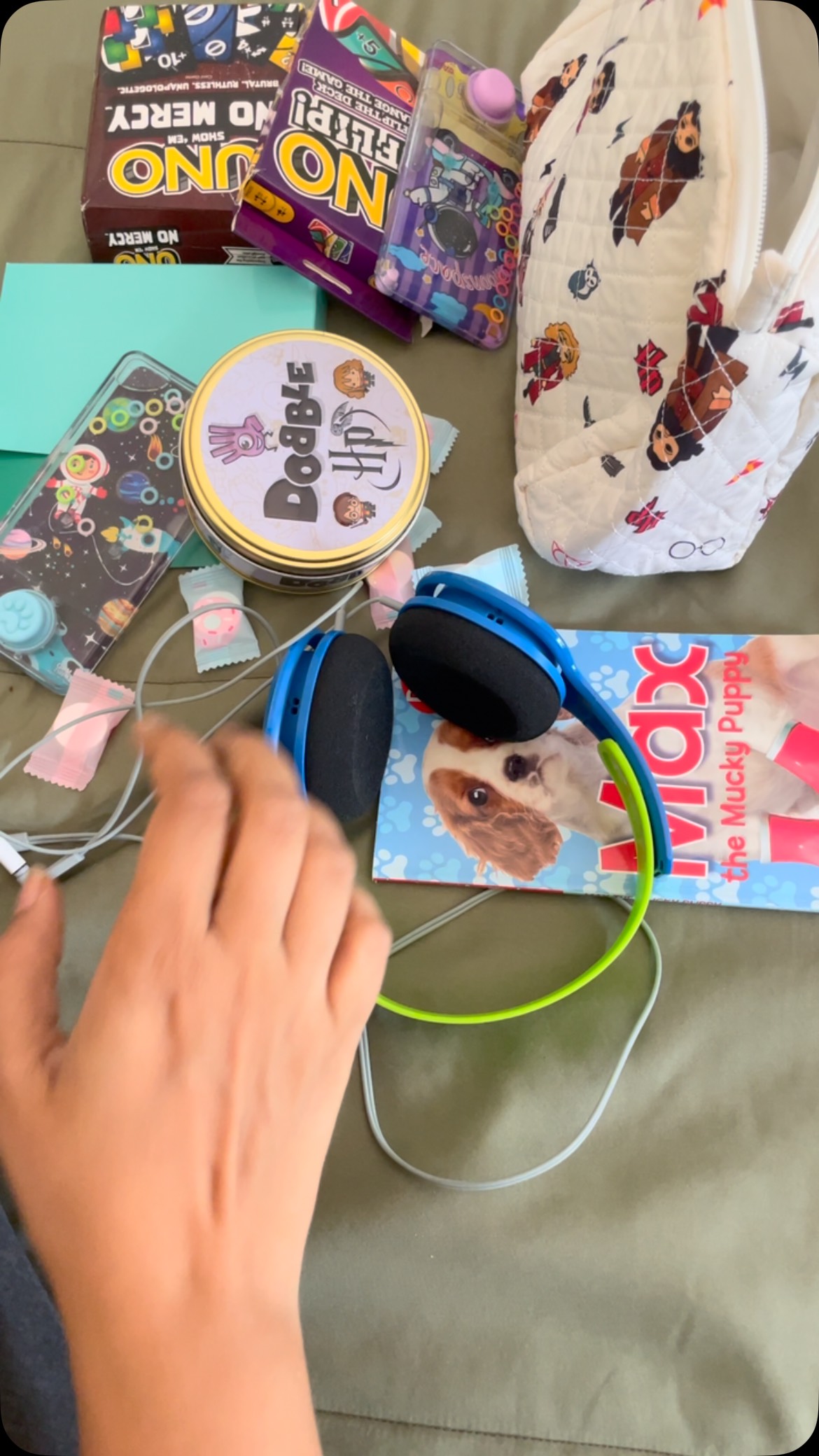 Let us assemble a kit for you ! Use it gift it any age even for adults!